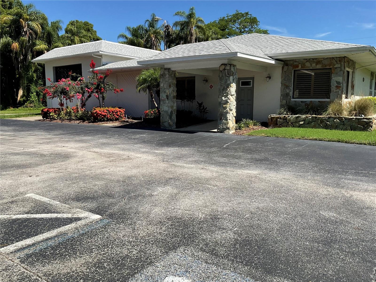 Image 3 of 21 For 1330 Pinehurst Road