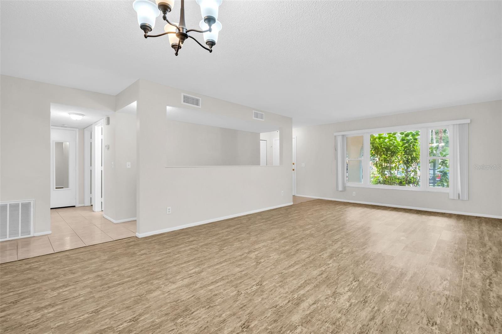 Image 6 of 44 For 2222 Norwegian Drive 16