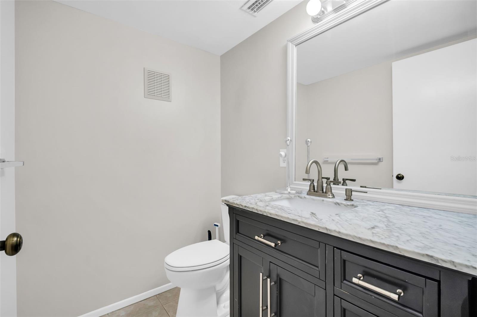 Image 9 of 44 For 2222 Norwegian Drive 16