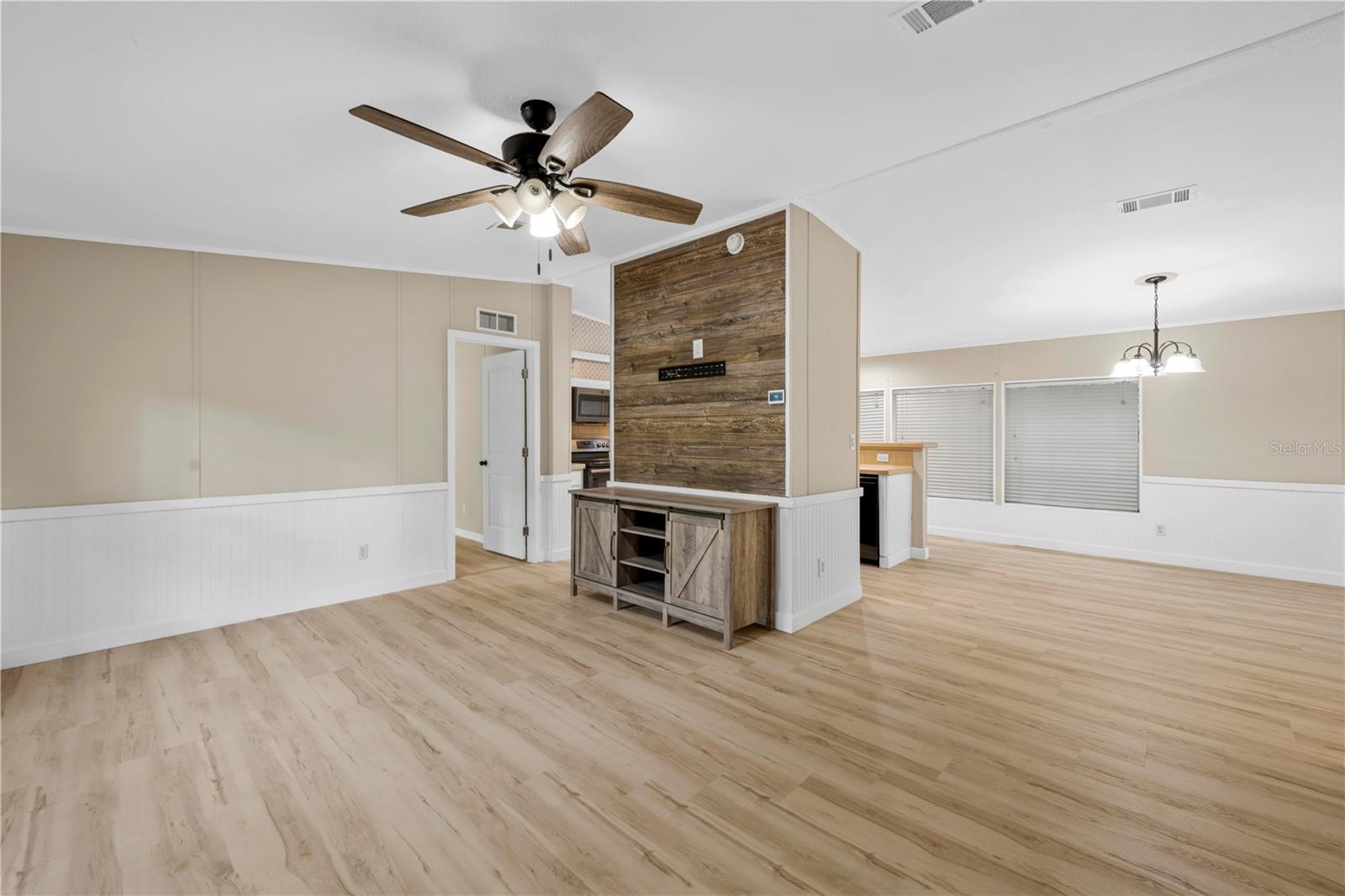 Image 11 of 46 For 26104 Whipperwill Street
