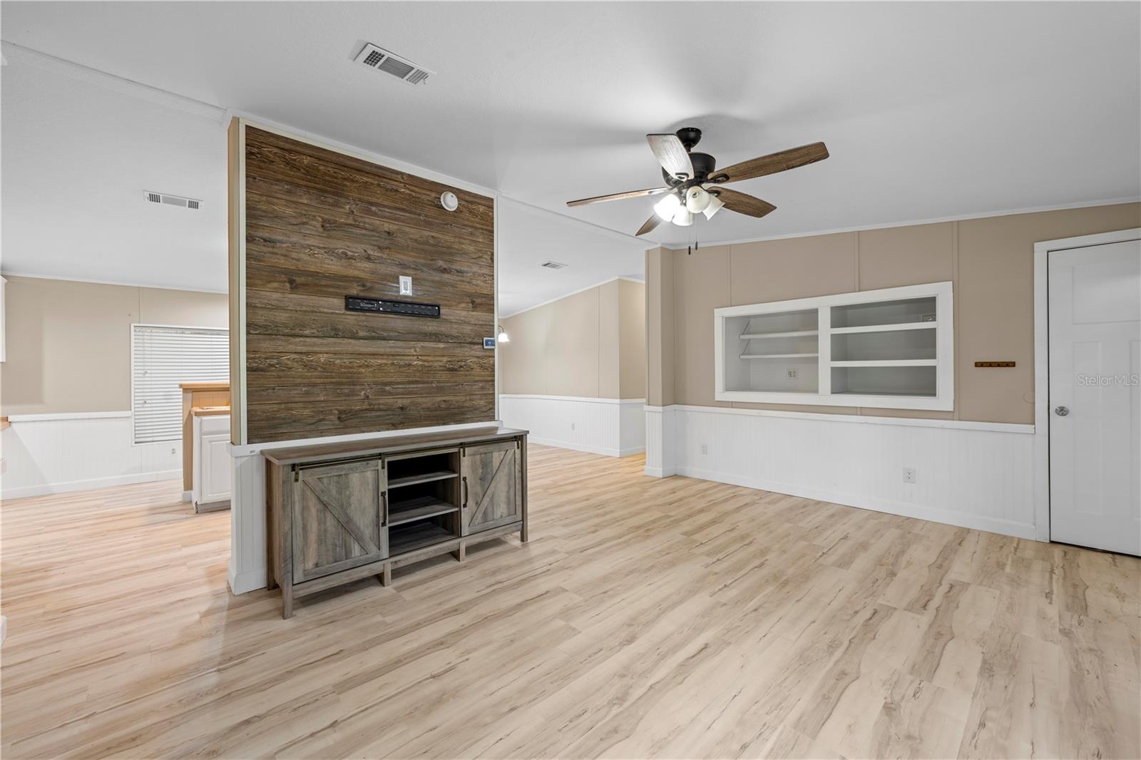 Image 13 of 46 For 26104 Whipperwill Street