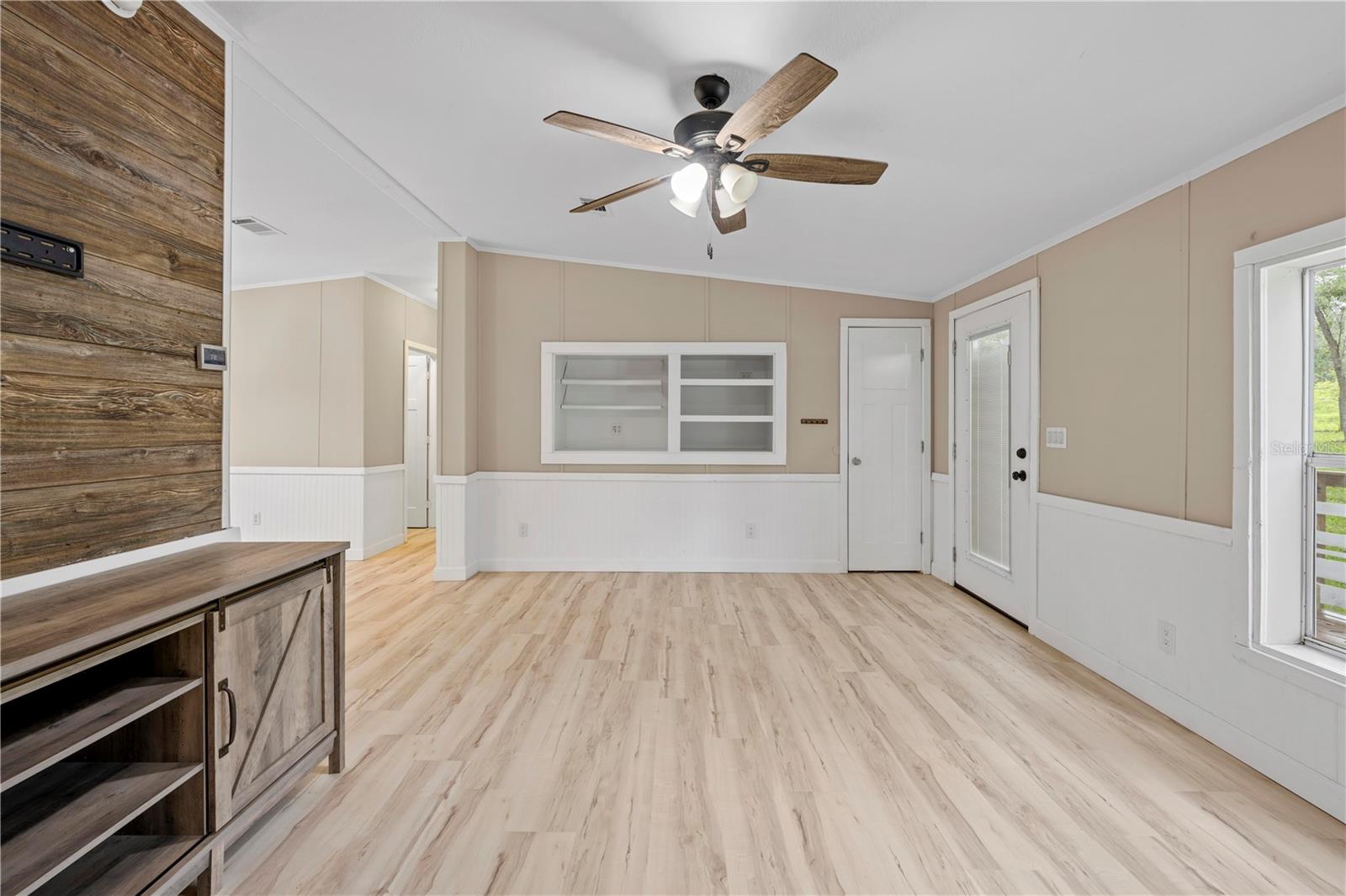 Image 14 of 46 For 26104 Whipperwill Street