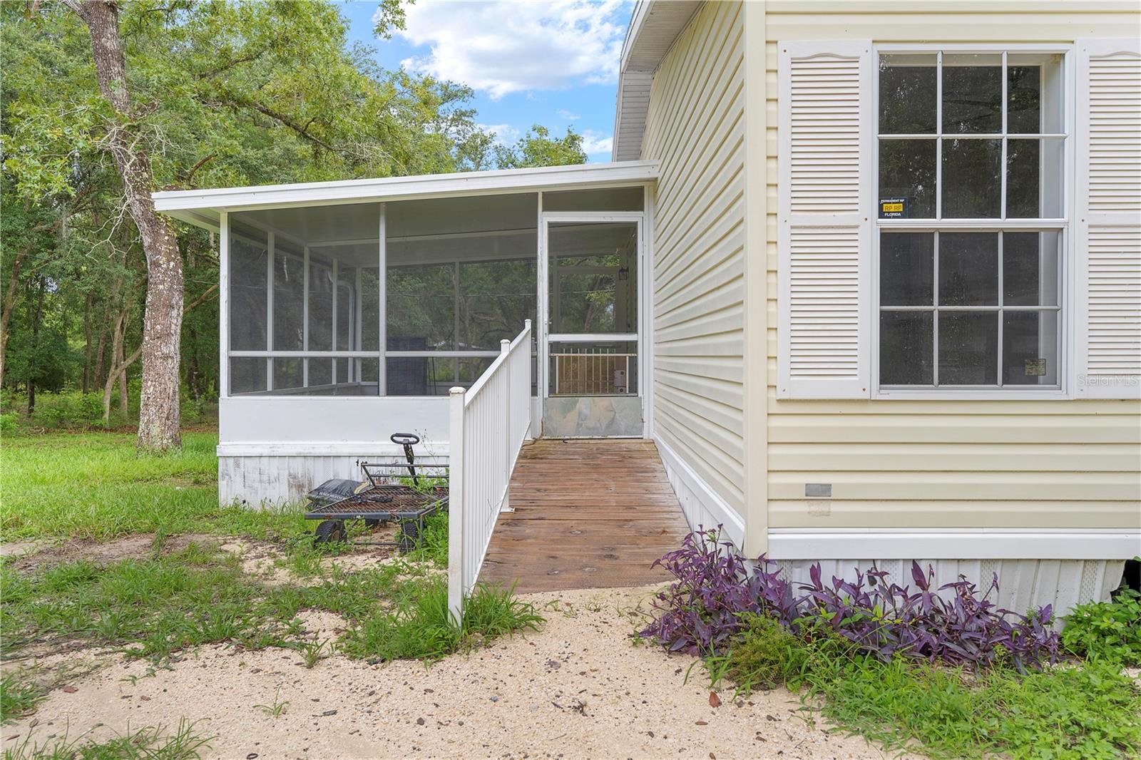 Image 6 of 46 For 26104 Whipperwill Street