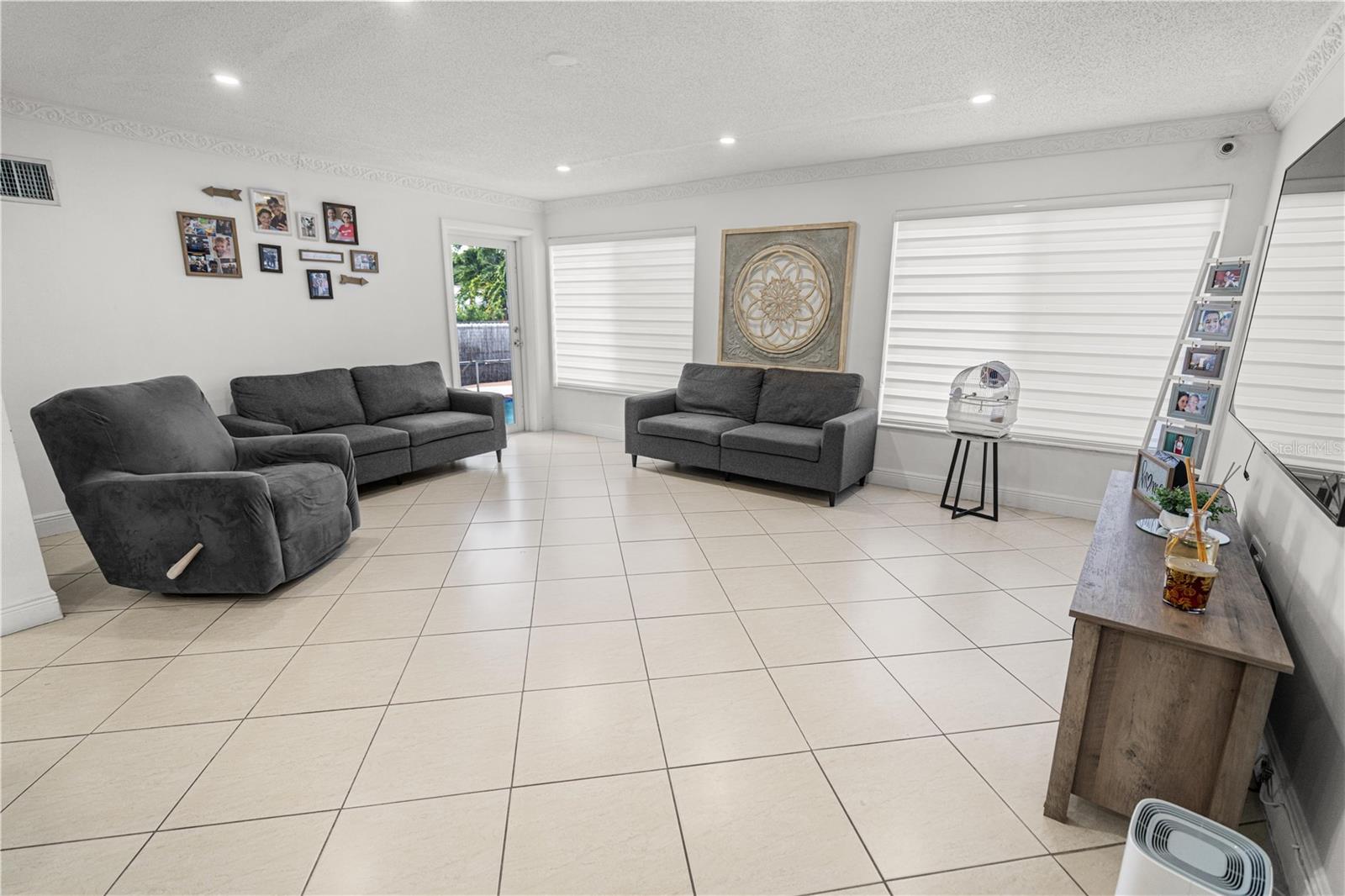 Image 10 of 33 For 3121 85th Avenue