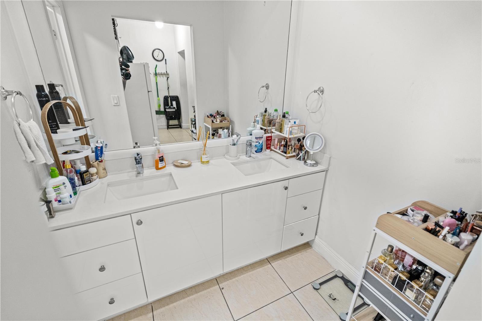 Image 21 of 33 For 3121 85th Avenue