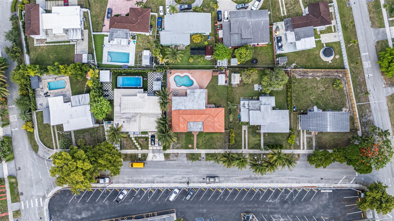 Image 32 of 33 For 3121 85th Avenue