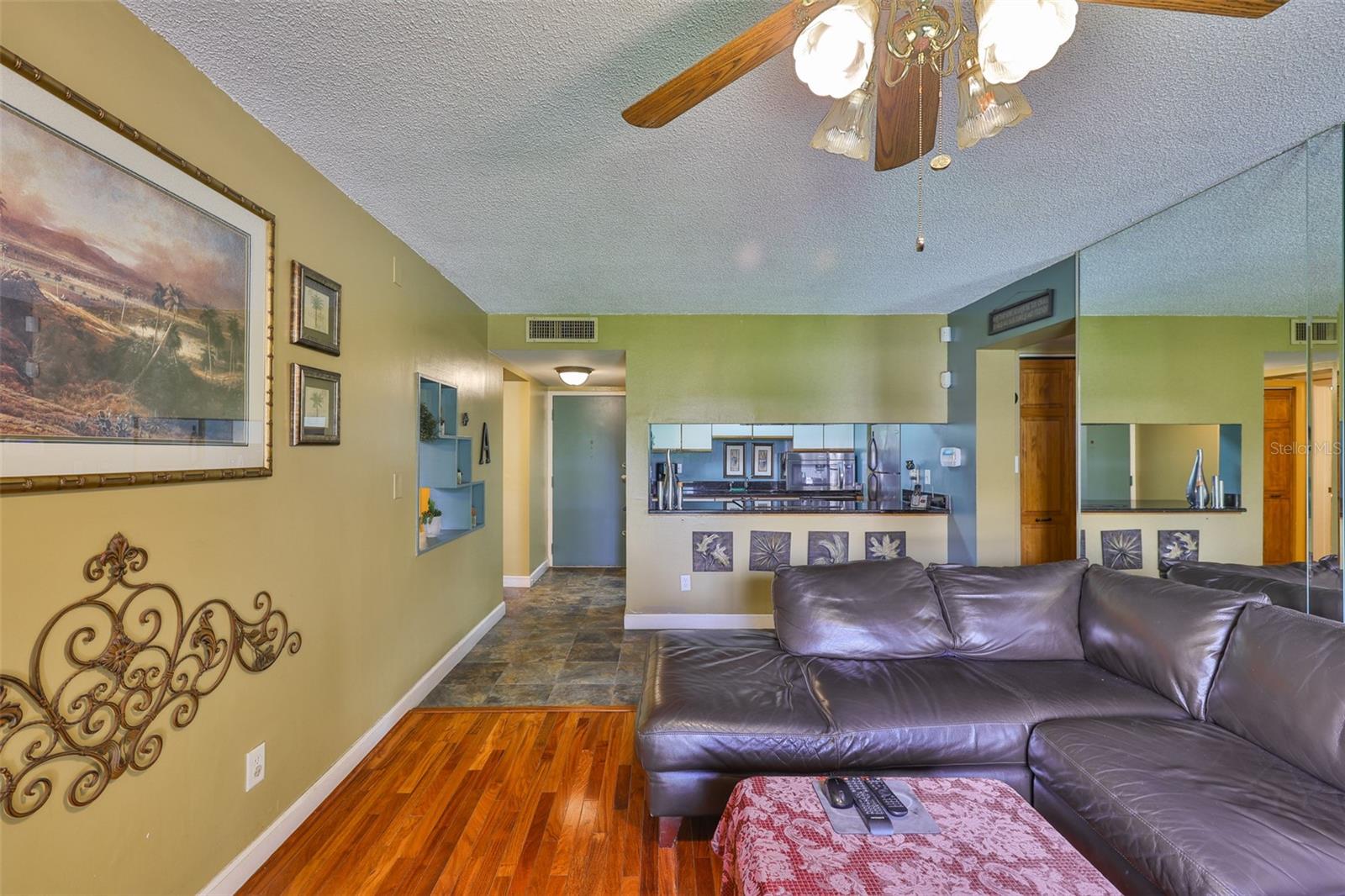 Image 15 of 38 For 5820 Church Avenue 147