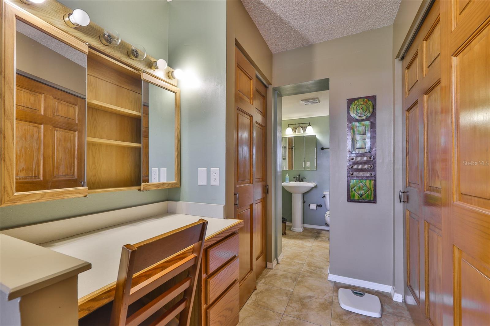 Image 21 of 38 For 5820 Church Avenue 147