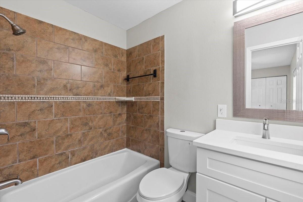 Image 15 of 43 For 1826 2nd Avenue E