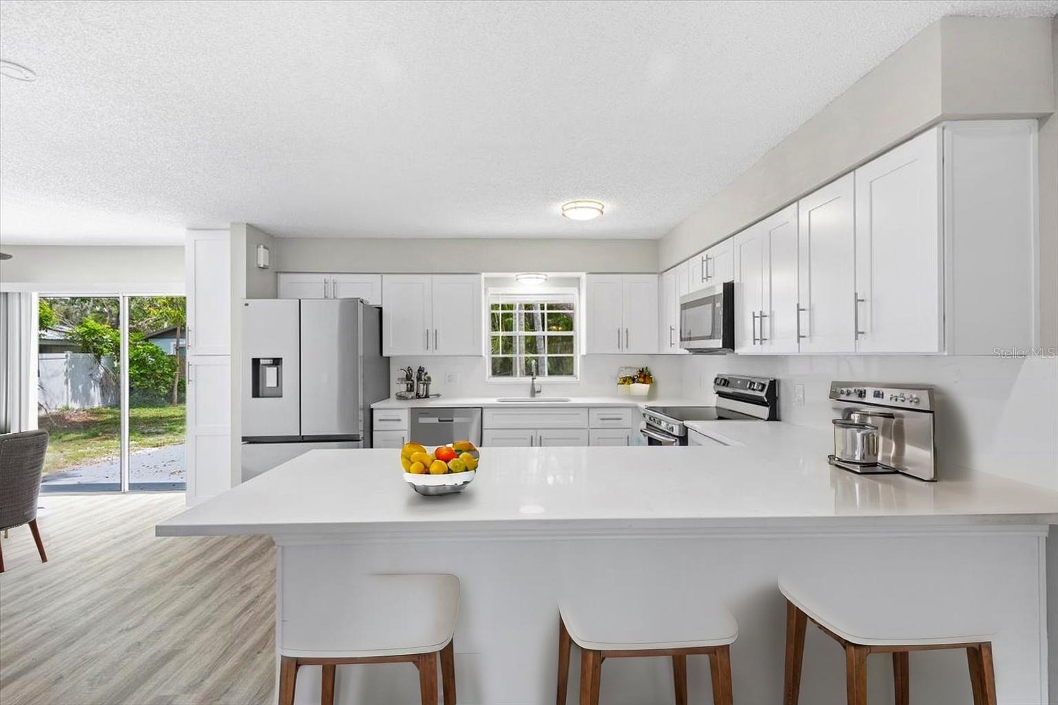 Image 3 of 43 For 1826 2nd Avenue E