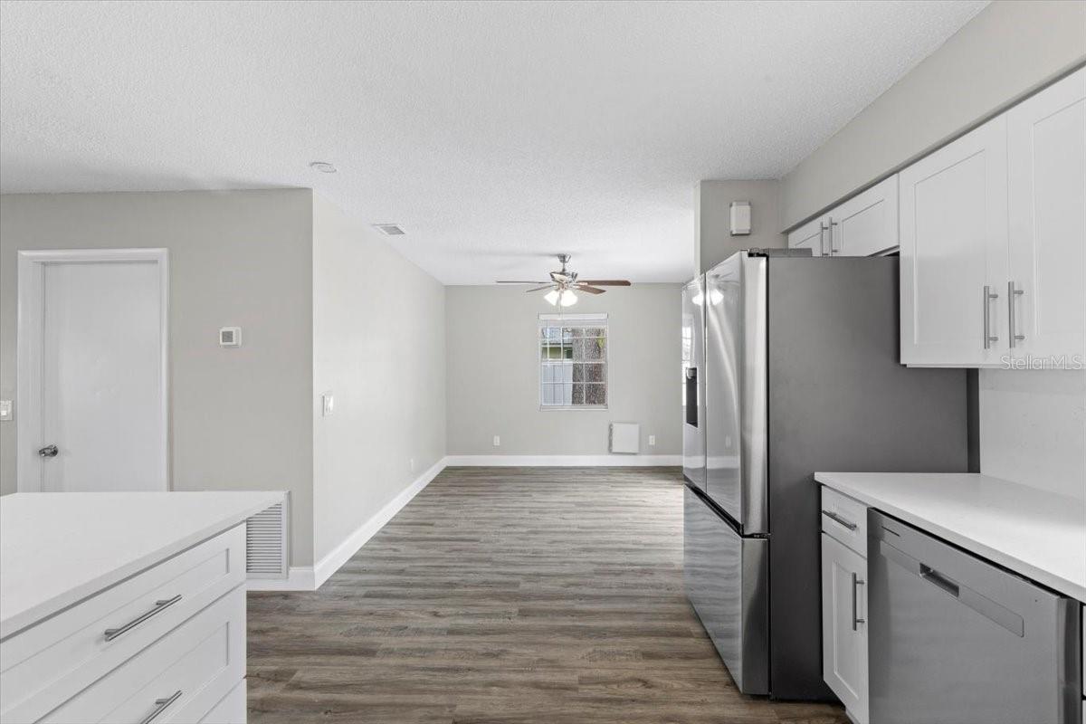 Image 9 of 43 For 1826 2nd Avenue E