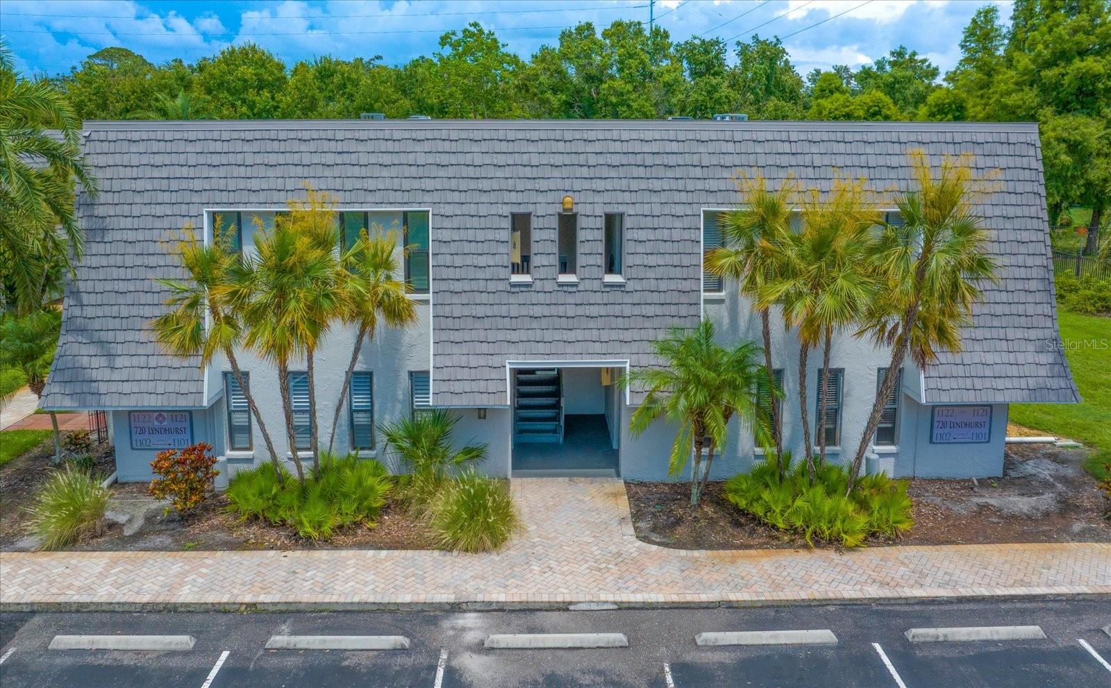 Image 25 of 39 For 720 Lyndhurst Street 1101