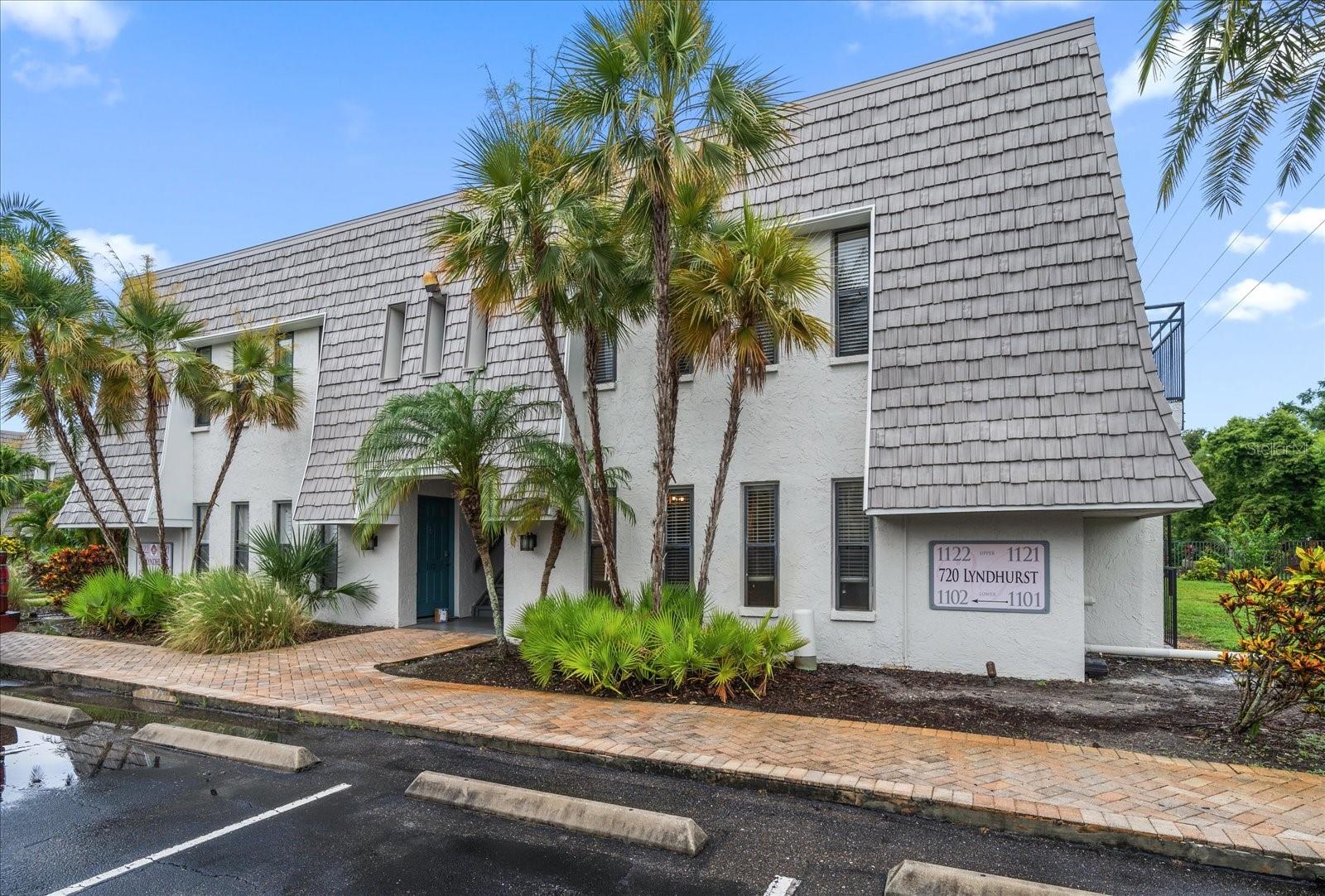 Image 26 of 39 For 720 Lyndhurst Street 1101