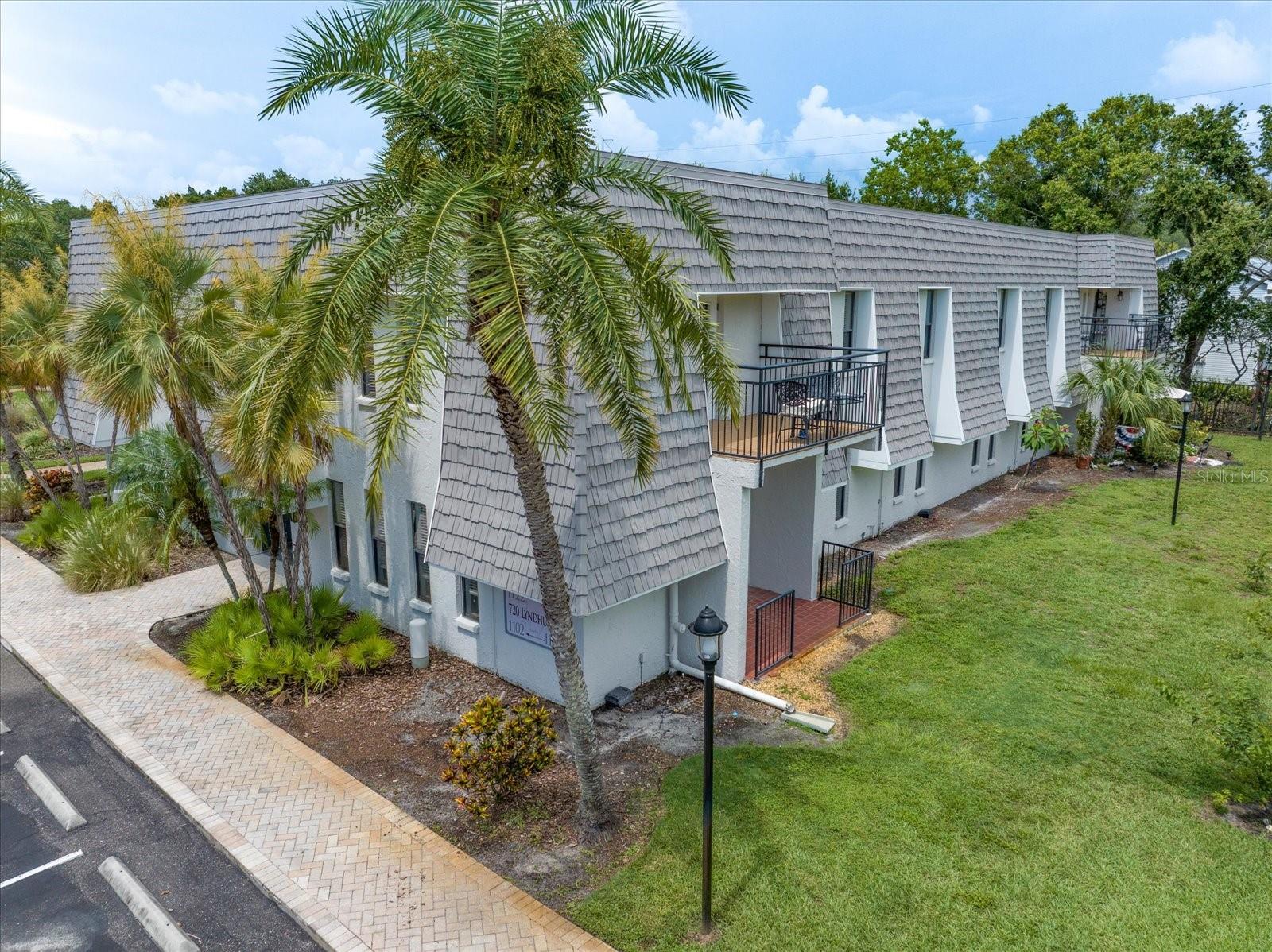 Image 28 of 39 For 720 Lyndhurst Street 1101
