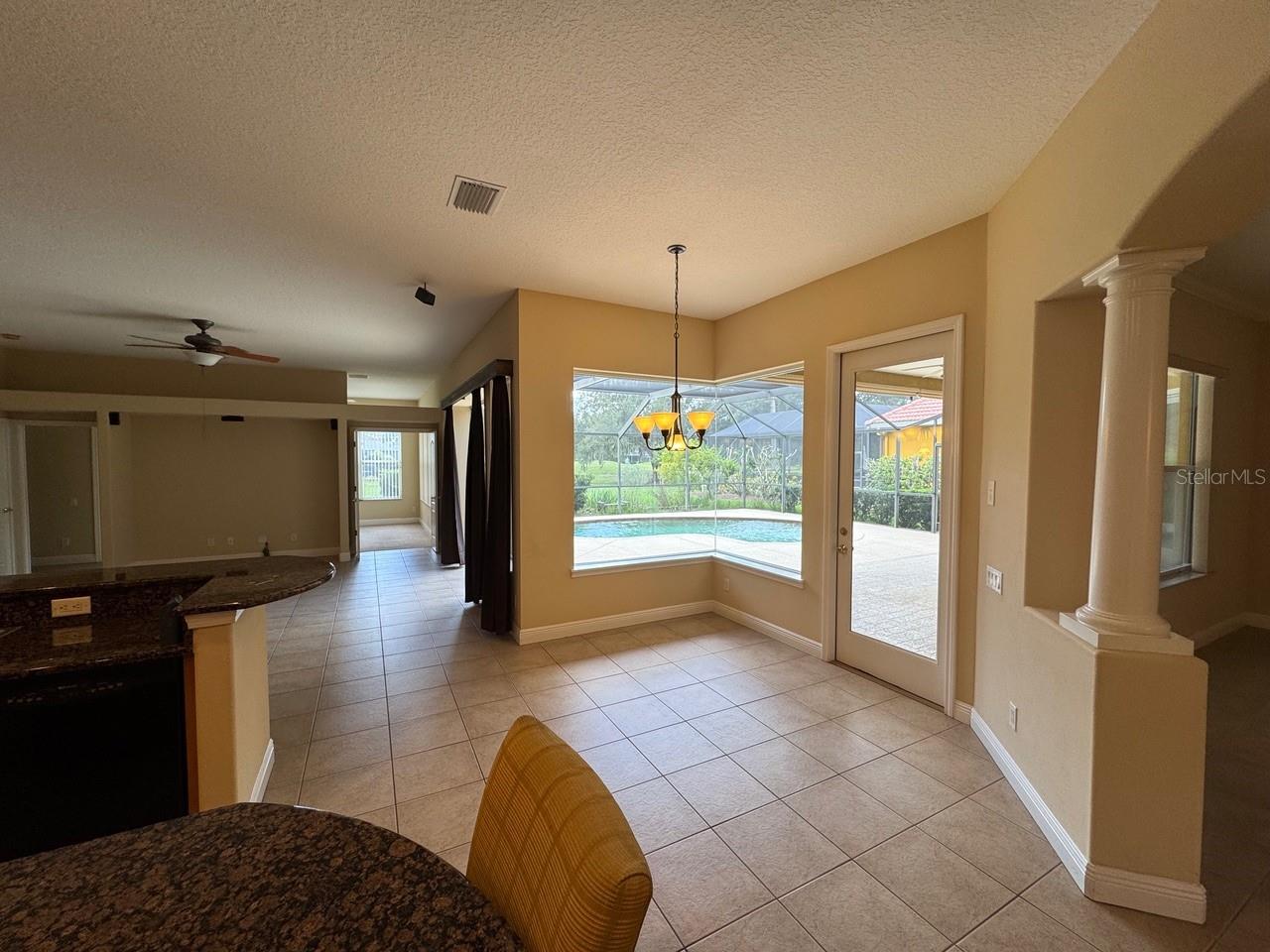 Listing photo id 8 for 1353 El Pardo Drive