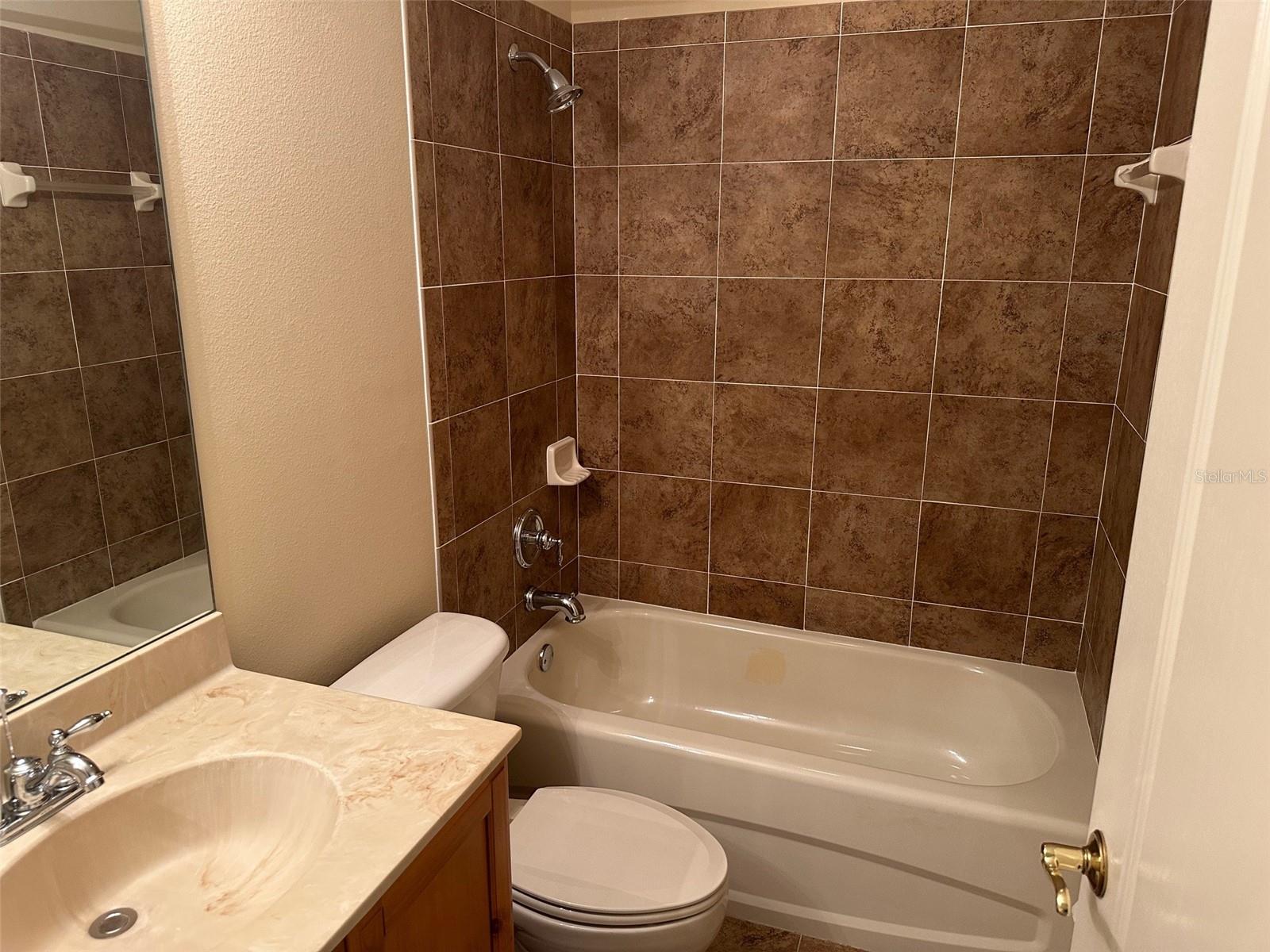 Listing photo id 23 for 1353 El Pardo Drive