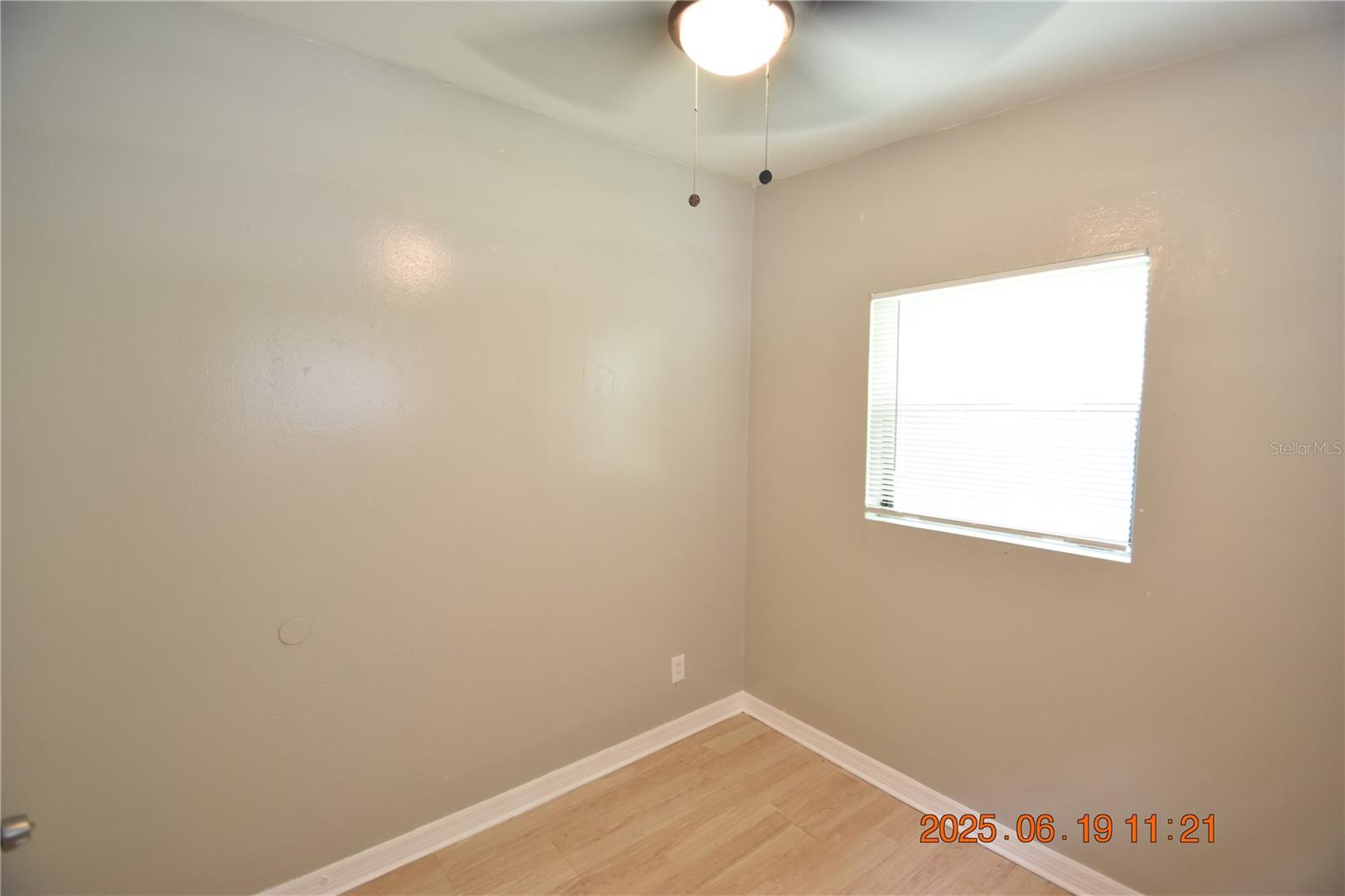 Image 22 of 23 For 1909 13th Avenue S A