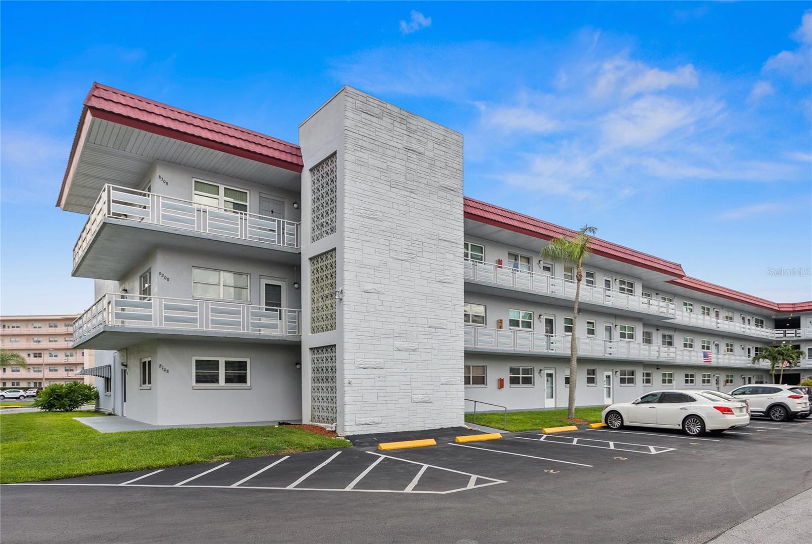 Details for 5660 80th Street N B106, ST PETERSBURG, FL 33709