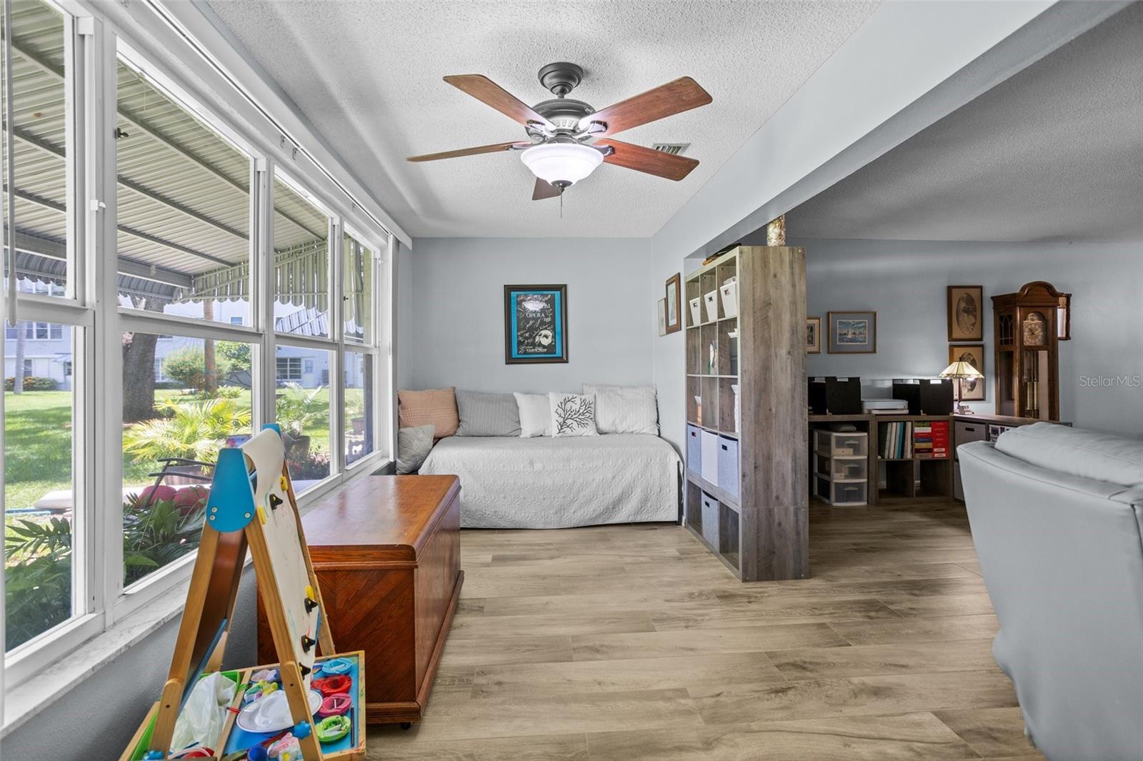 Image 10 of 67 For 5660 80th Street N B106