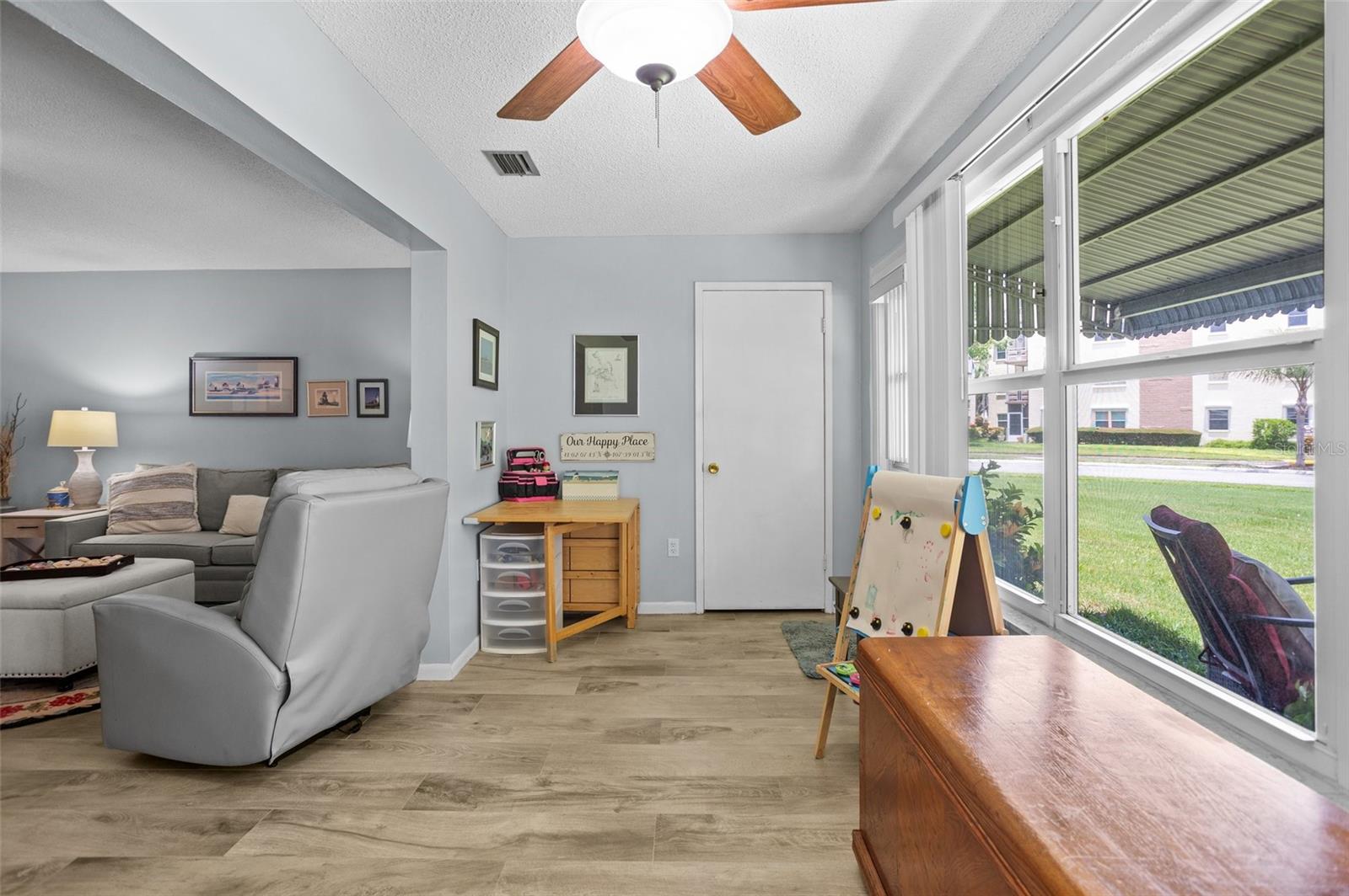 Image 12 of 67 For 5660 80th Street N B106