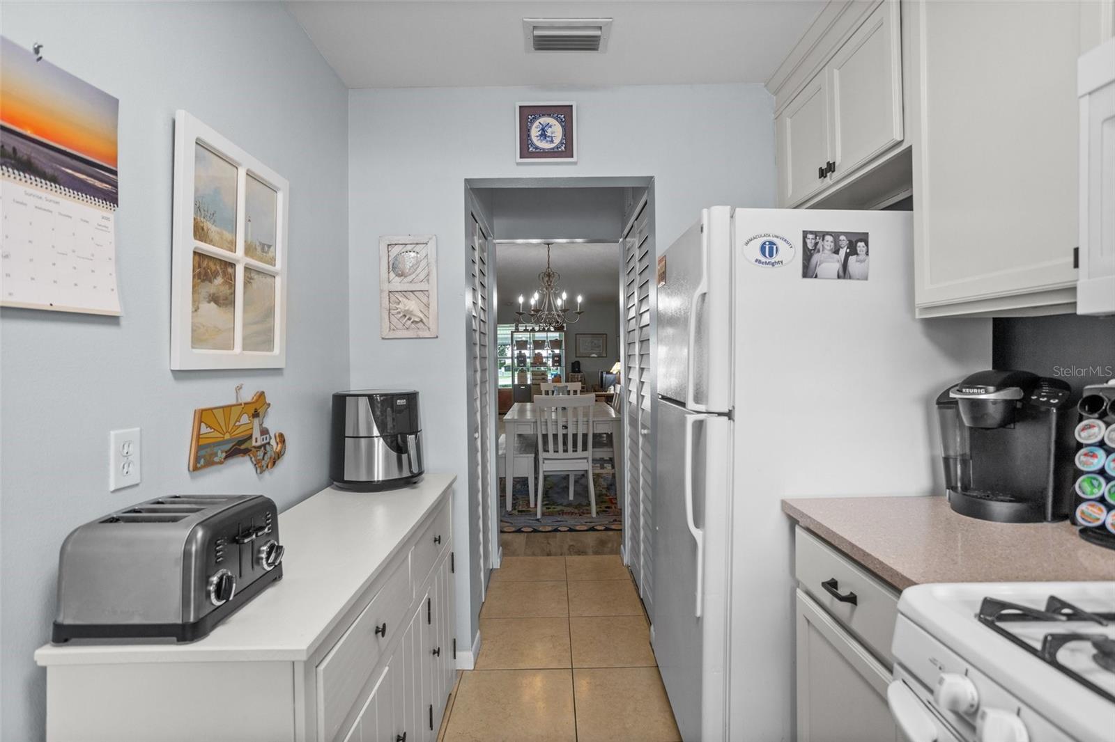 Image 14 of 67 For 5660 80th Street N B106