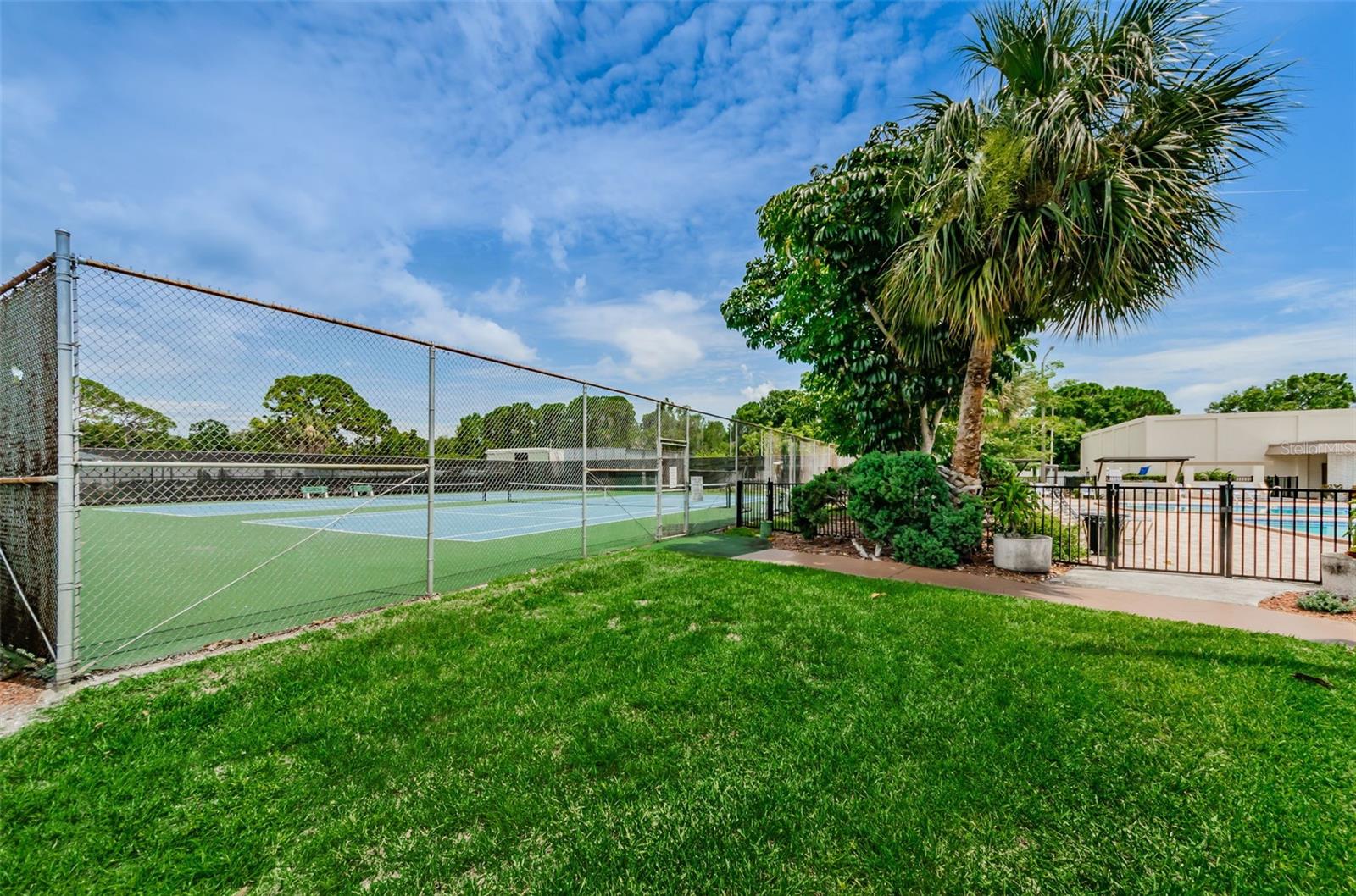 Image 40 of 67 For 5660 80th Street N B106