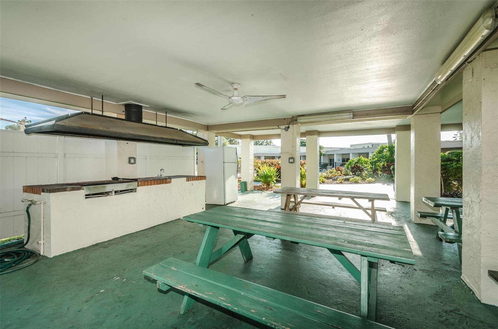 Image 52 of 67 For 5660 80th Street N B106