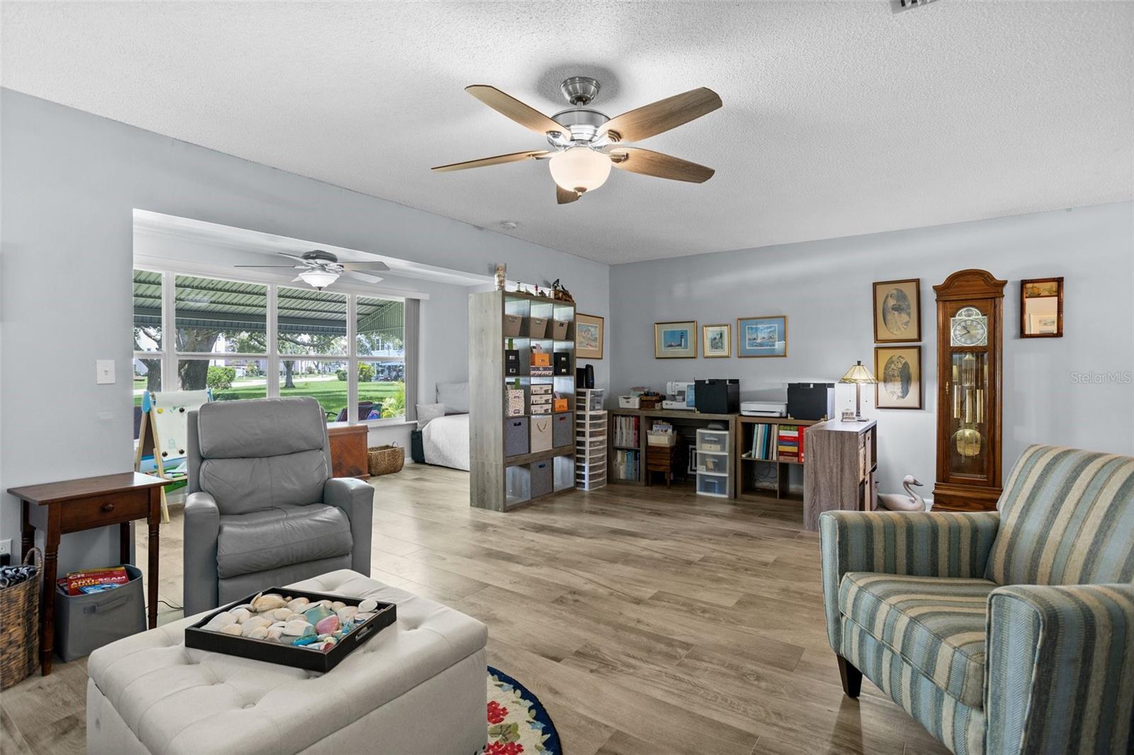 Image 9 of 67 For 5660 80th Street N B106
