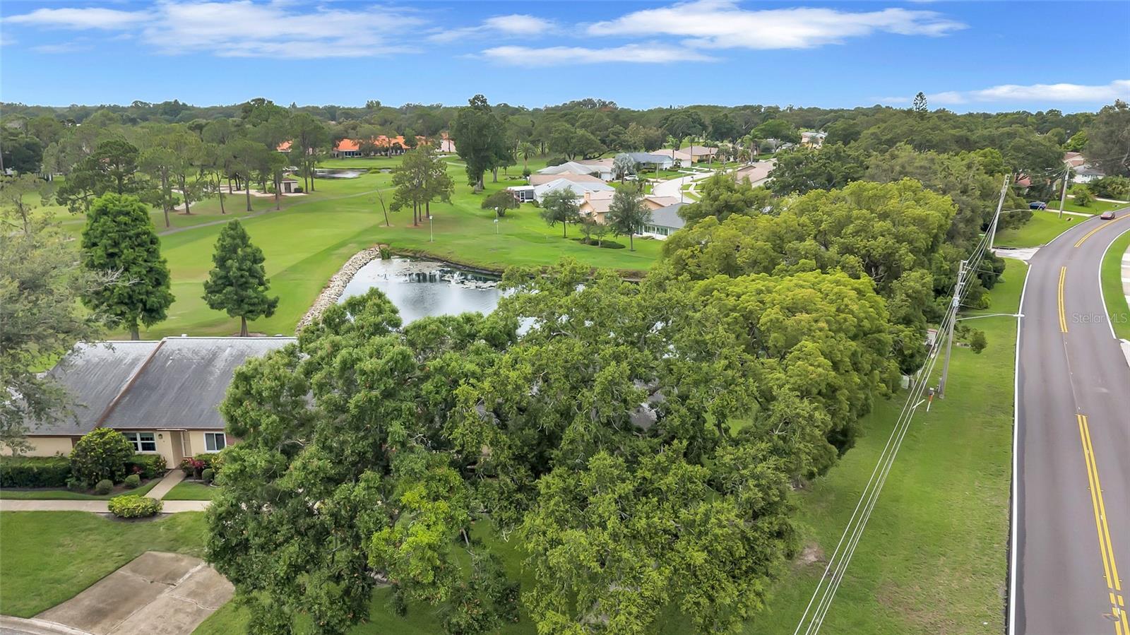 Image 75 of 94 For 900 Maclaren Drive N D
