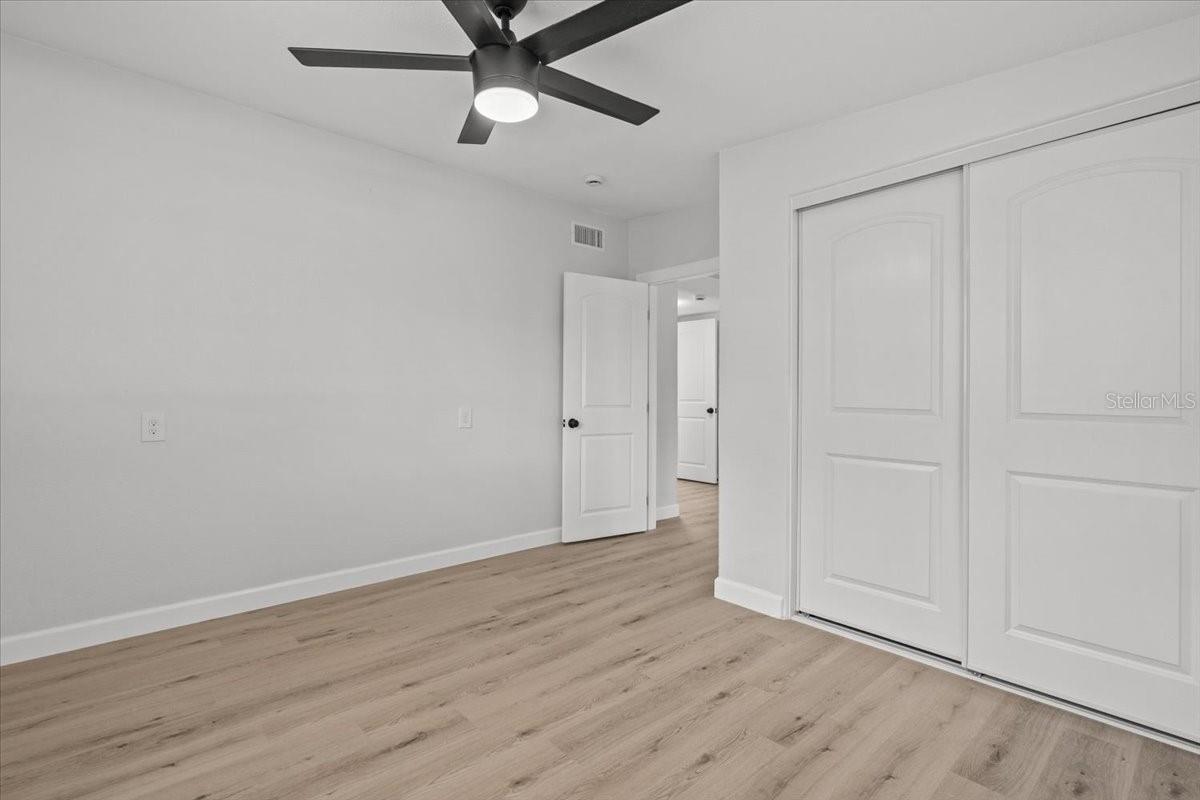 Image 17 of 28 For 2701 Camellia Terrace