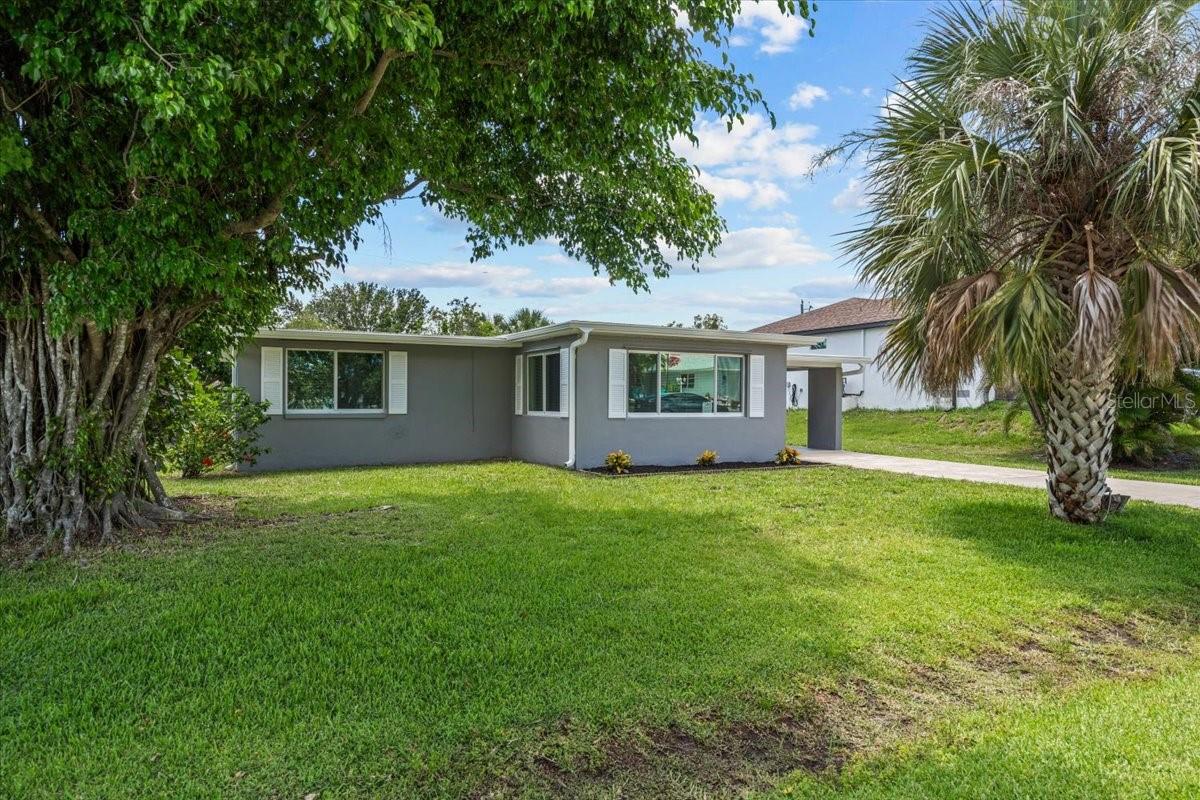 Image 2 of 28 For 2701 Camellia Terrace