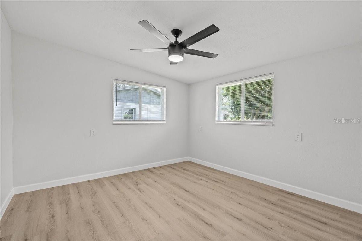 Image 20 of 28 For 2701 Camellia Terrace