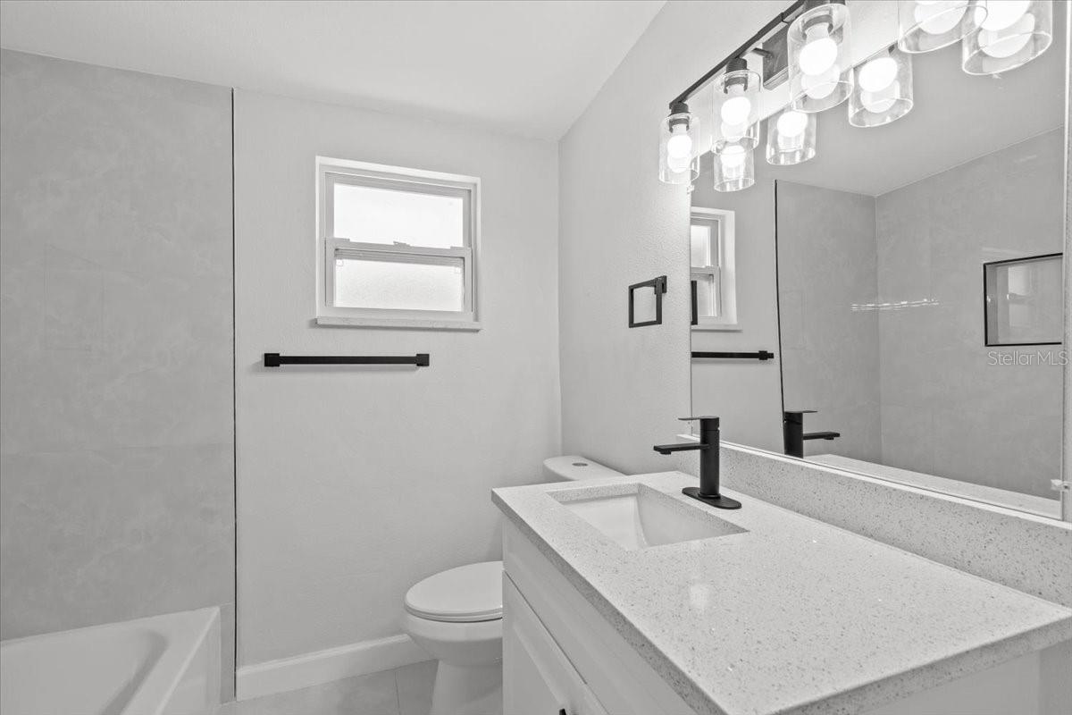 Image 23 of 28 For 2701 Camellia Terrace