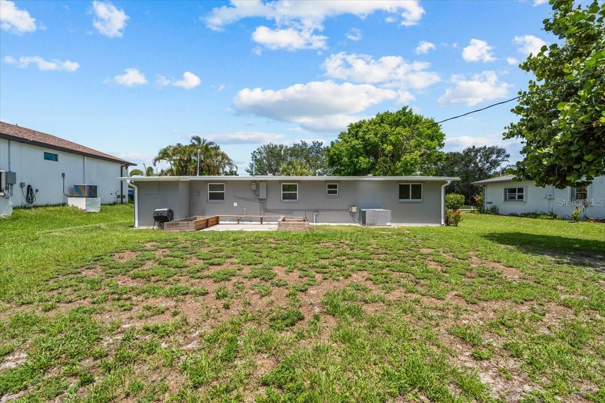 Image 28 of 28 For 2701 Camellia Terrace