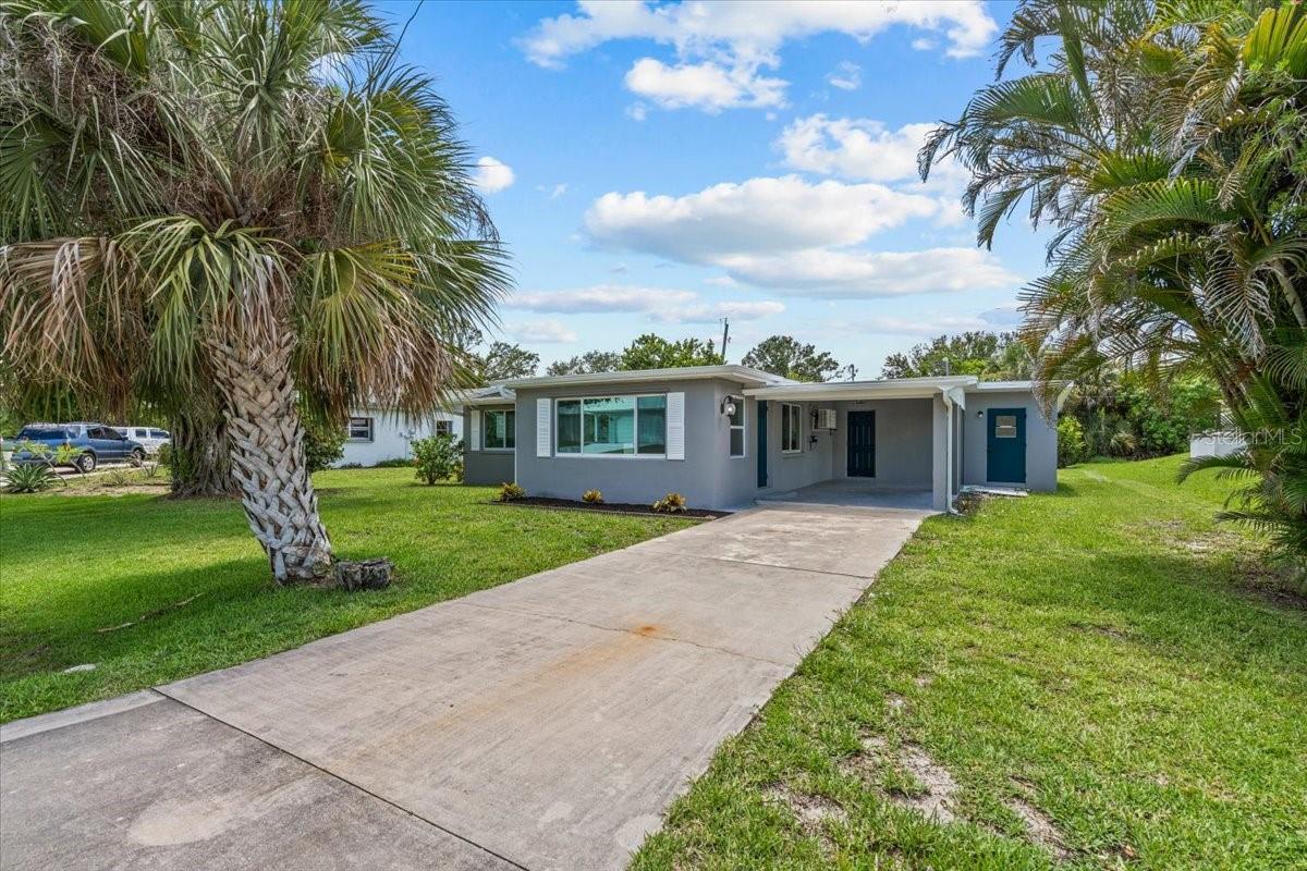 Image 3 of 28 For 2701 Camellia Terrace