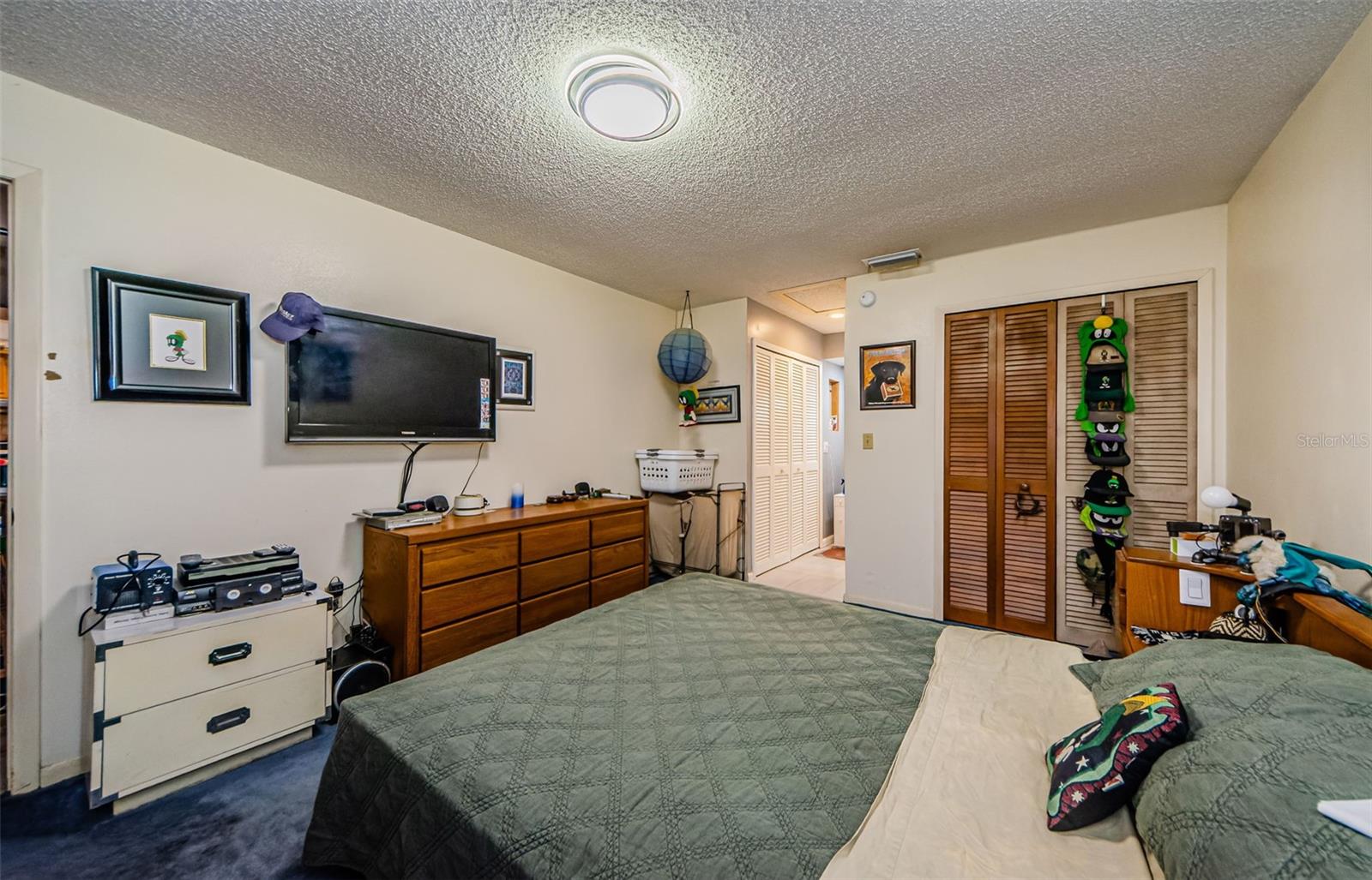 Image 22 of 33 For 11783 102nd Avenue