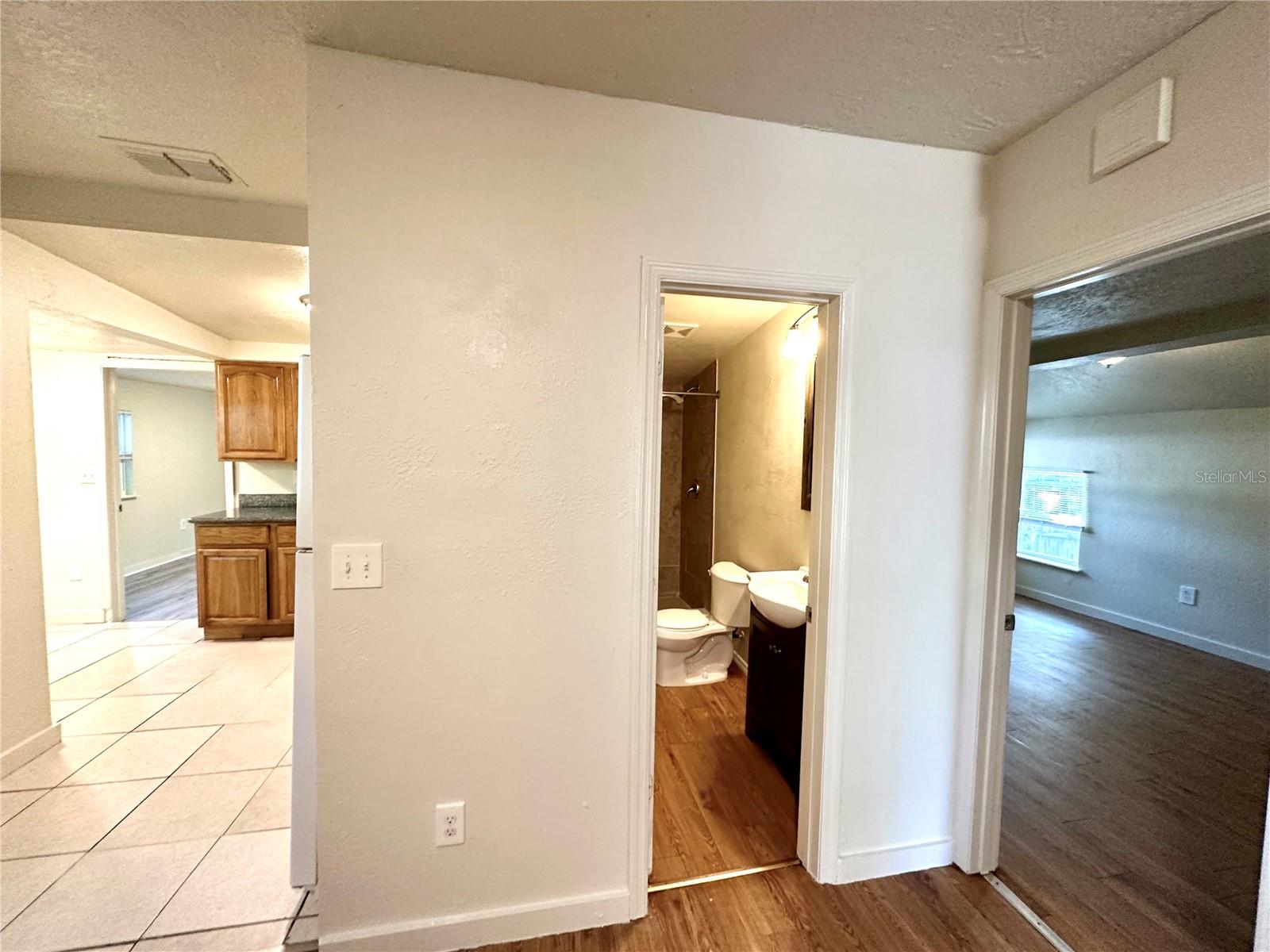 Image 15 of 25 For 665 26th Avenue S