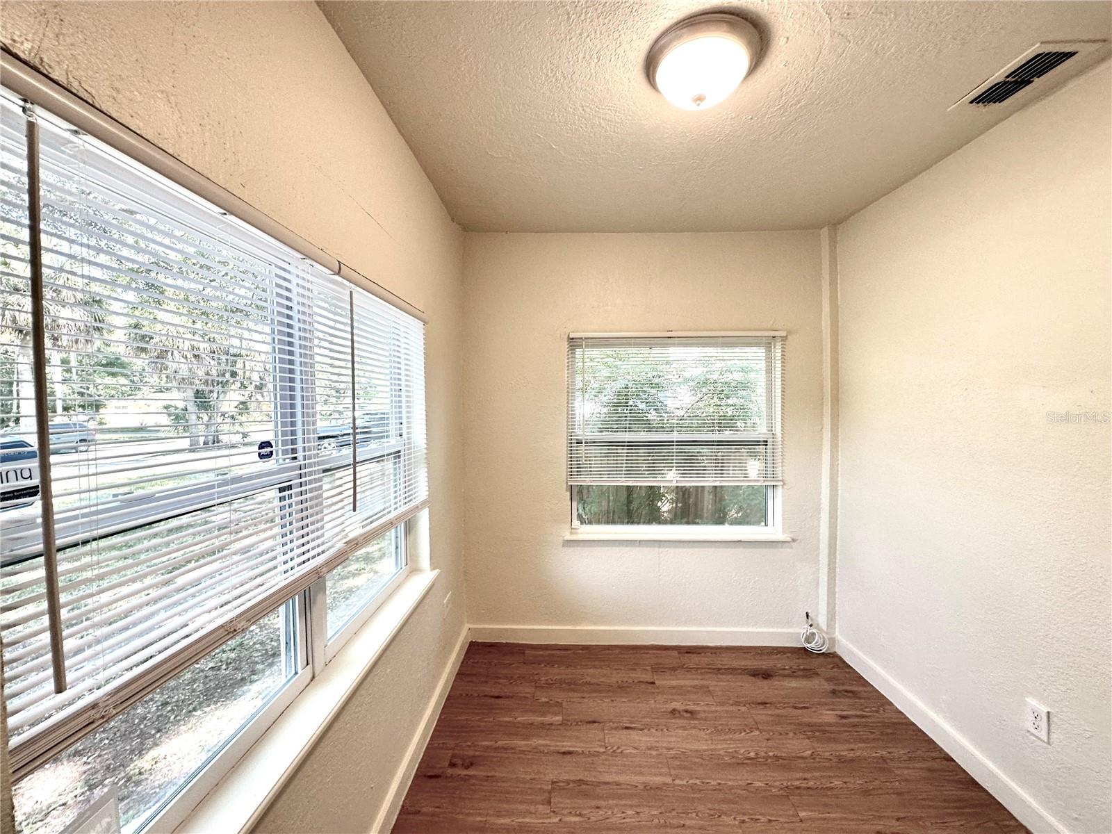 Image 20 of 25 For 665 26th Avenue S