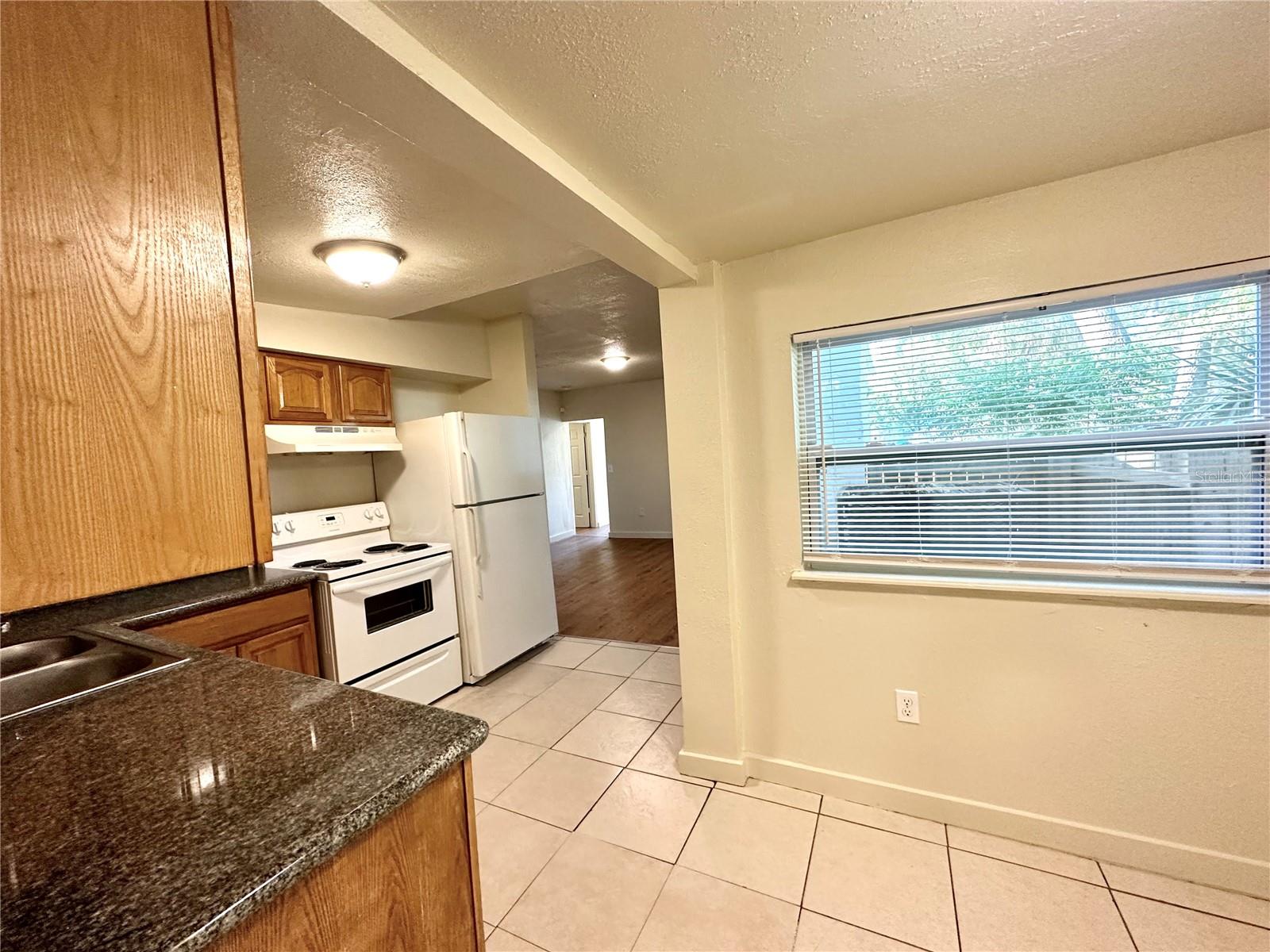 Image 4 of 25 For 665 26th Avenue S
