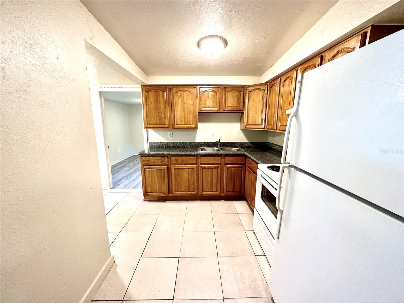 Image 8 of 25 For 665 26th Avenue S
