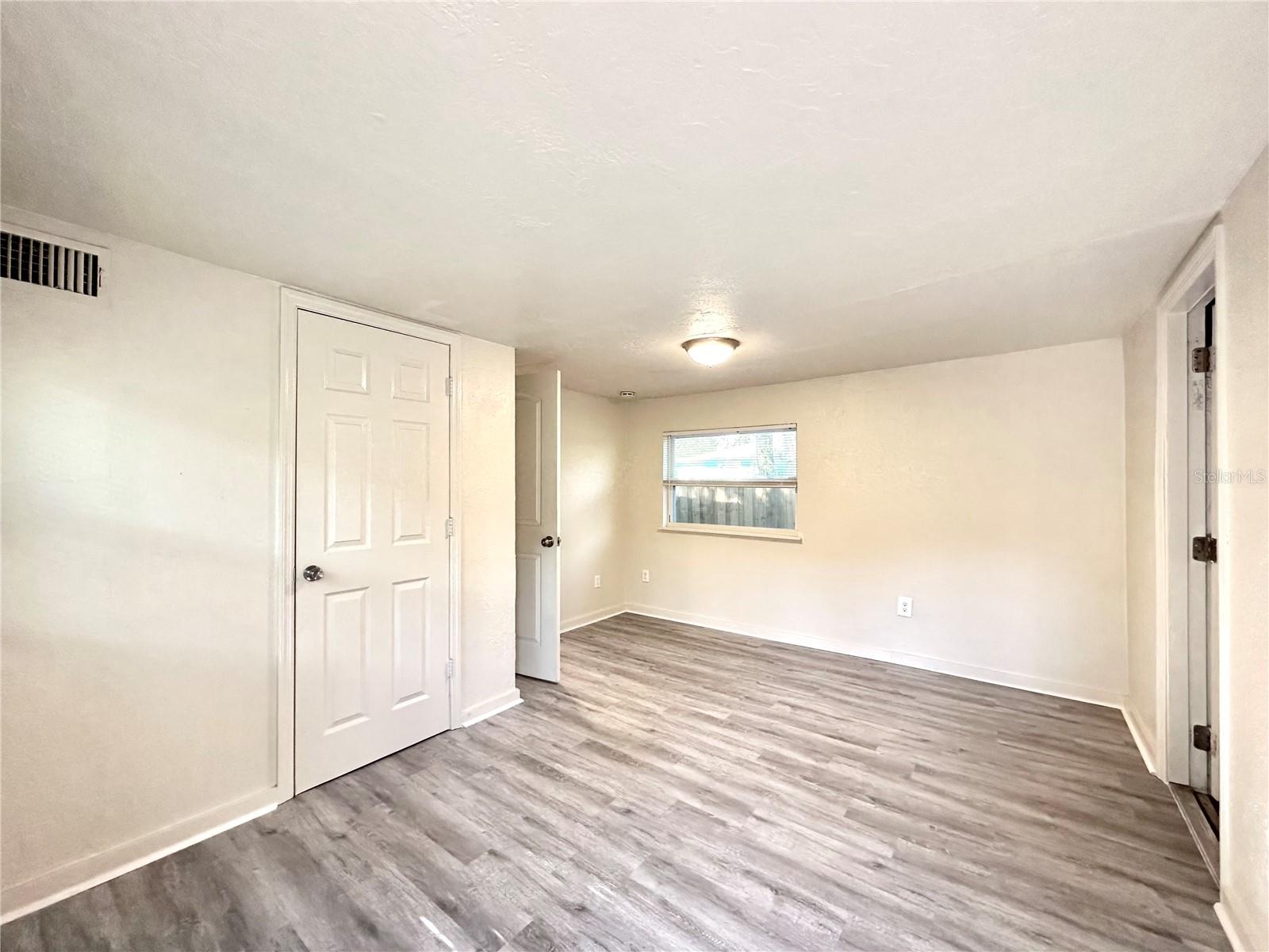 Image 9 of 25 For 665 26th Avenue S