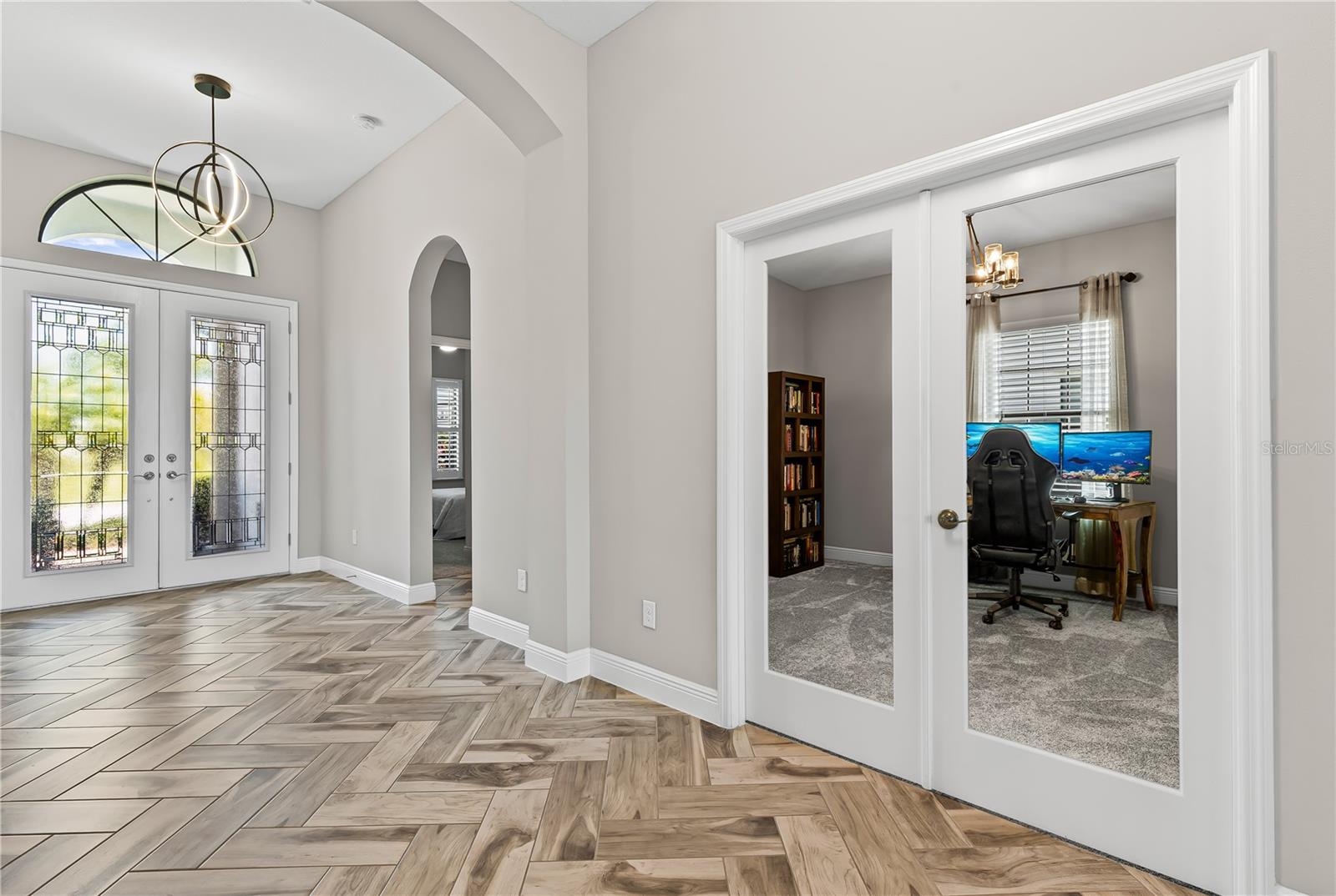 Listing photo id 8 for 12607 Pensacola Court