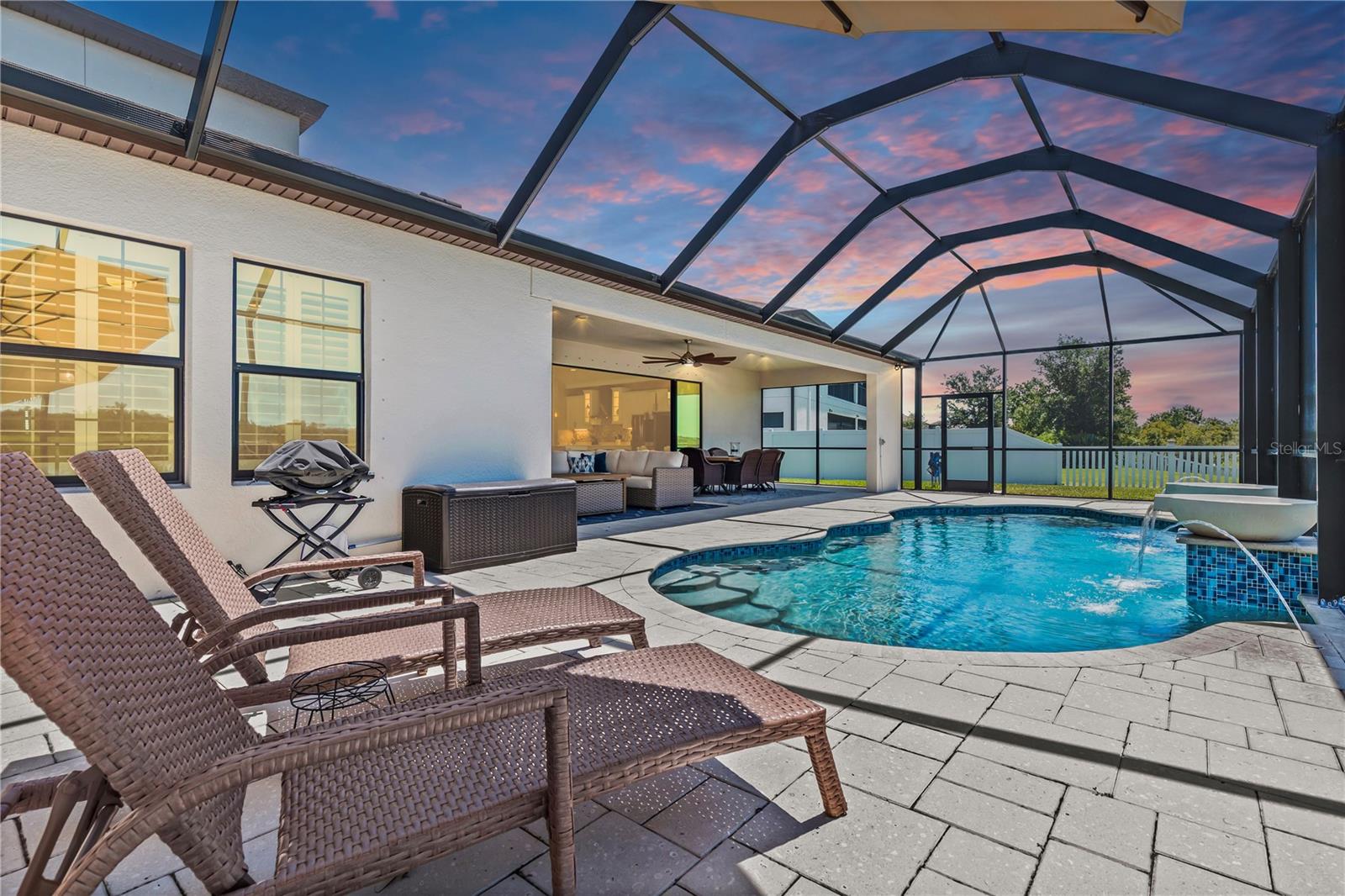 Listing photo id 1 for 12607 Pensacola Court
