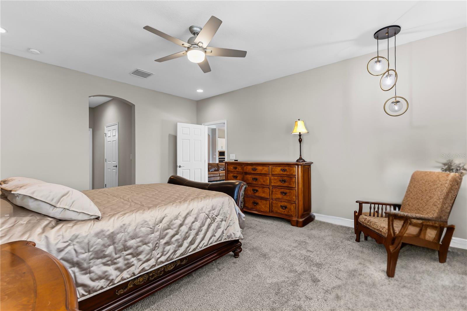 Listing photo id 31 for 12607 Pensacola Court