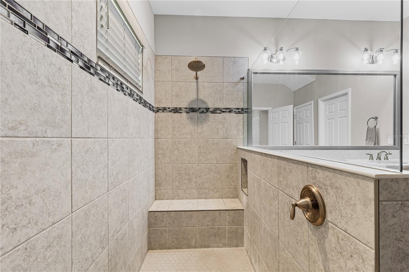 Listing photo id 34 for 12607 Pensacola Court