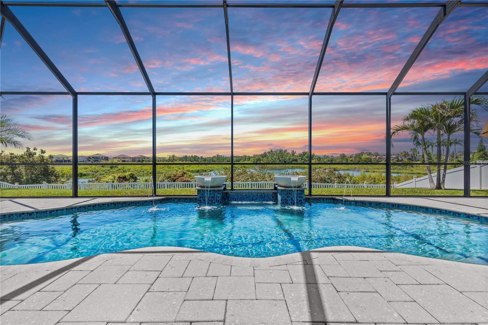 Listing photo id 2 for 12607 Pensacola Court