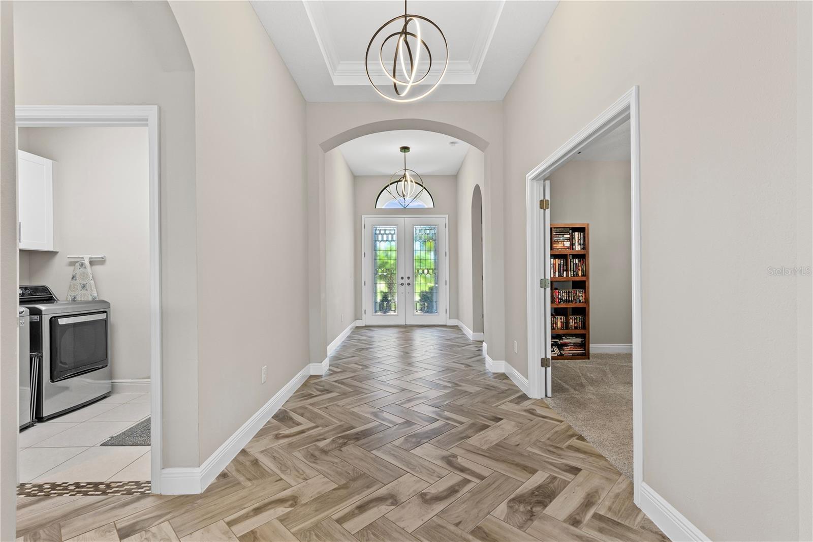 Listing photo id 6 for 12607 Pensacola Court