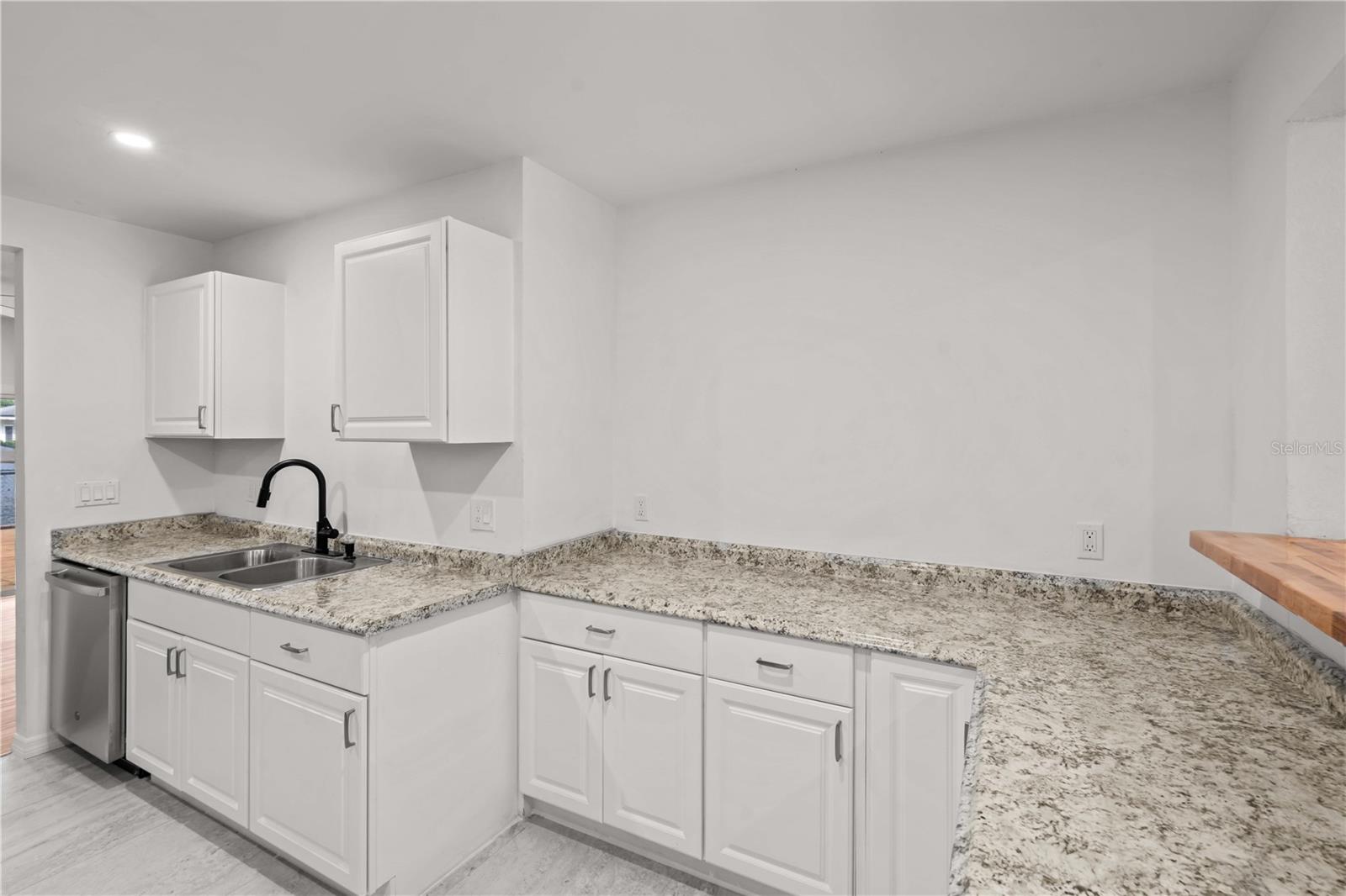 Image 12 of 43 For 1204 Hamilton Avenue