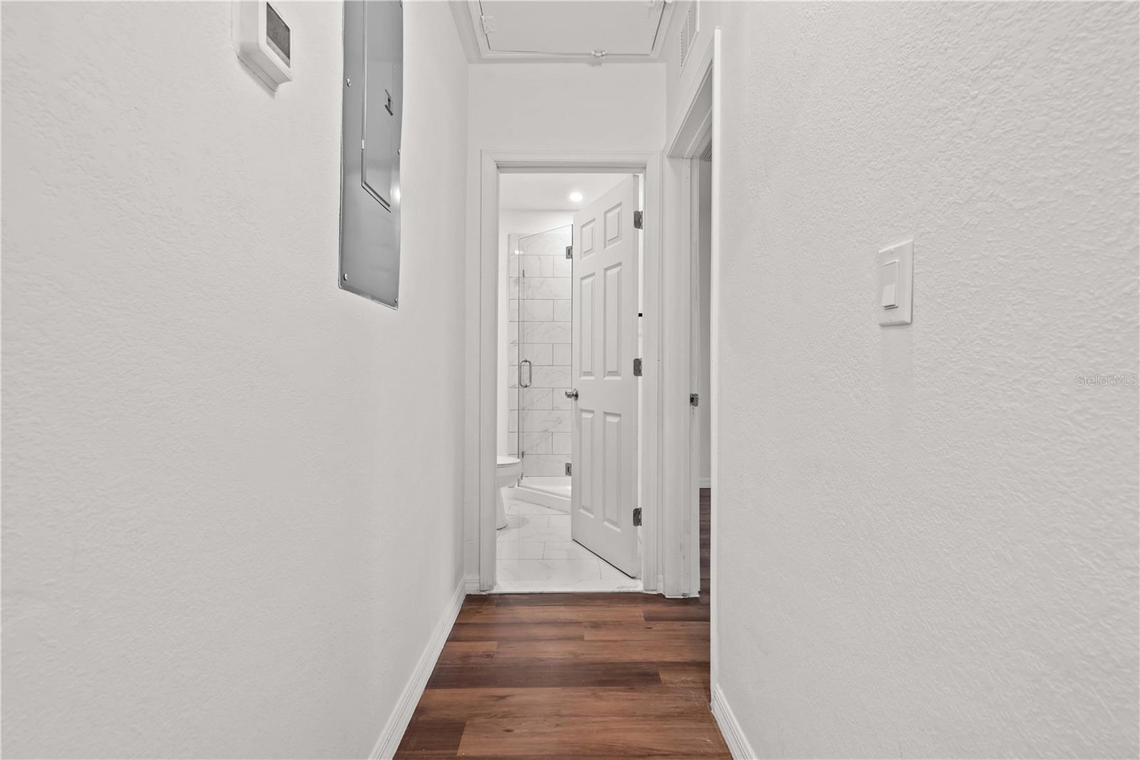 Image 31 of 43 For 1204 Hamilton Avenue
