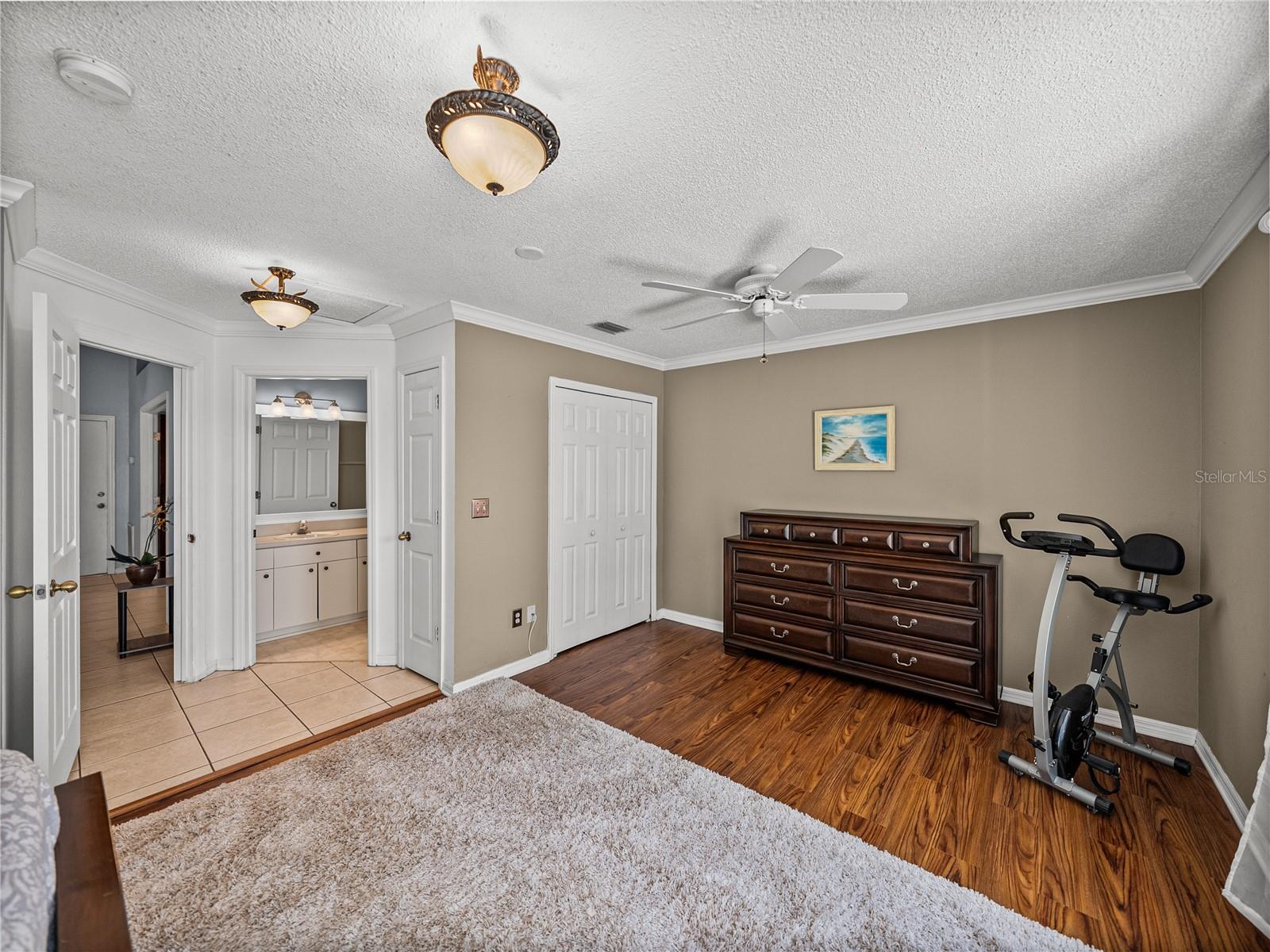 Image 26 of 44 For 22829 Saint Thomas Circle